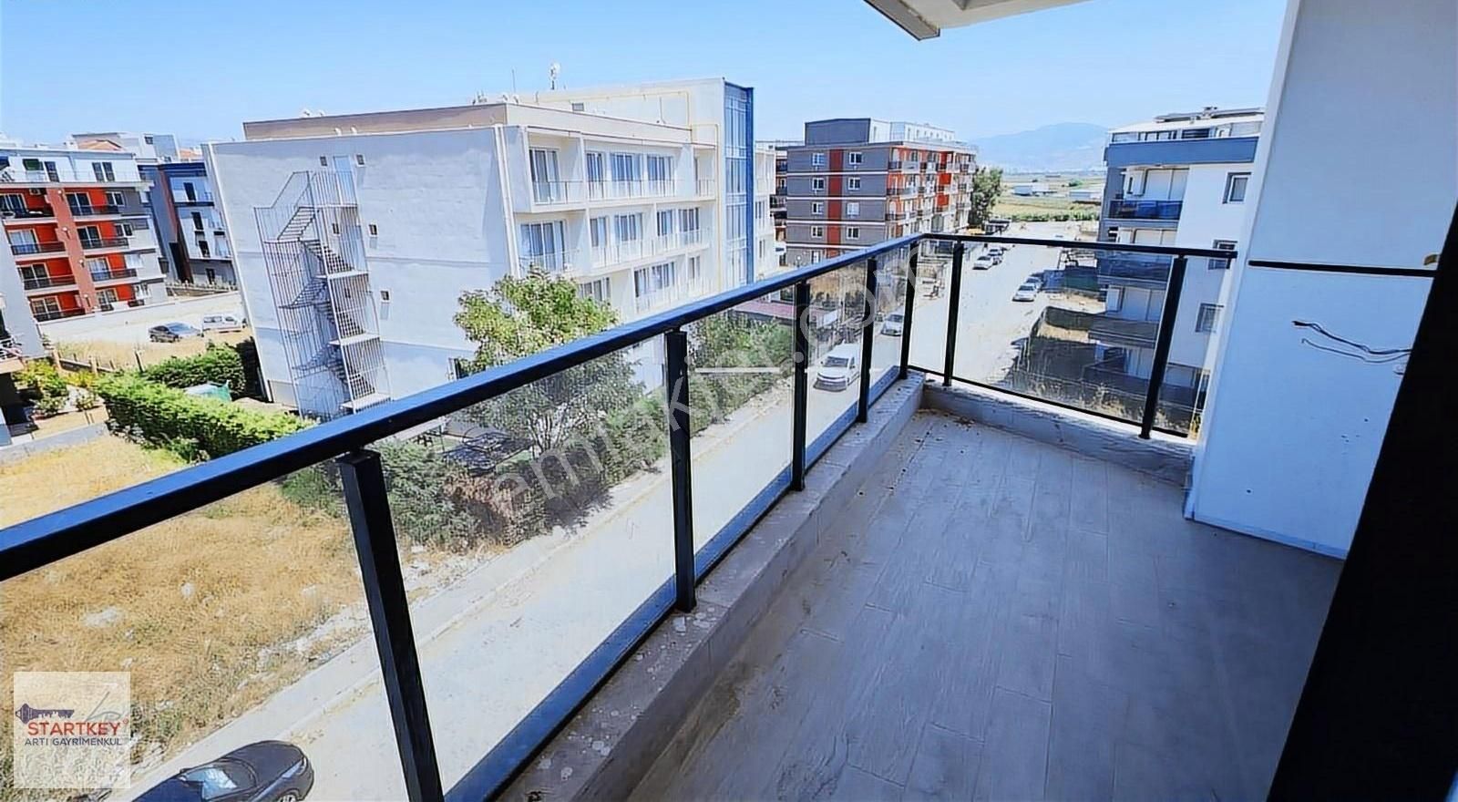 Seyrek De Arakat Yerden Isıtmalı Satılık 1+1 Daire