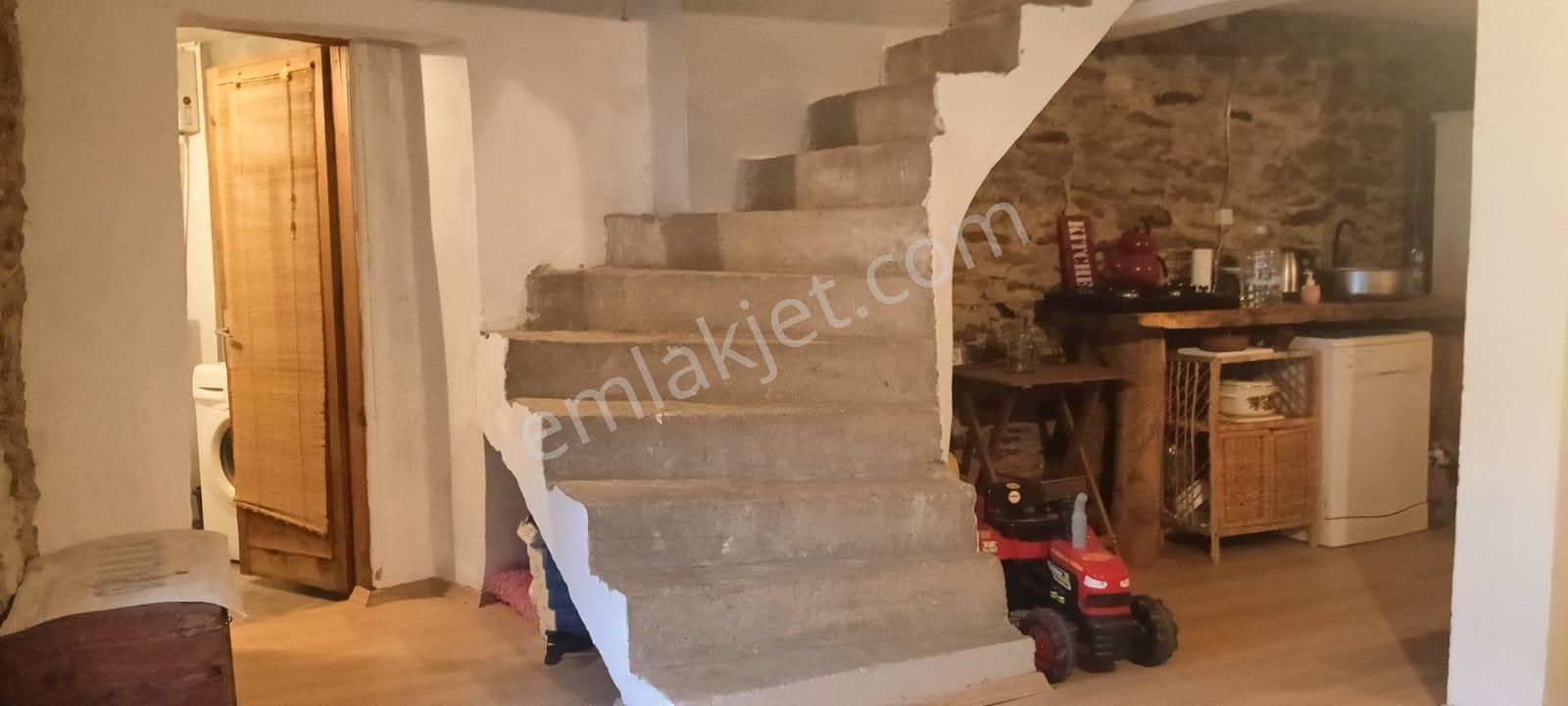 İzmir Bayındır Otantik Ve Muhteşem Bahçeli Beyaz Eşyalı Dublex - Görsel 10