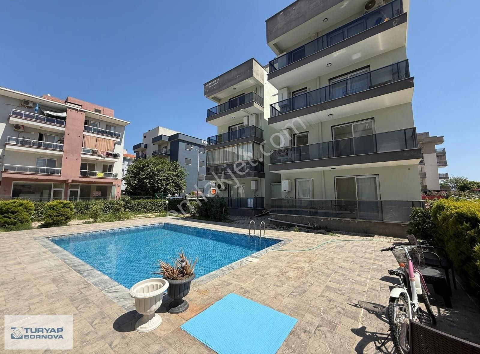 Seyrek Eşyalı Site İçi Havuzlu Satılık