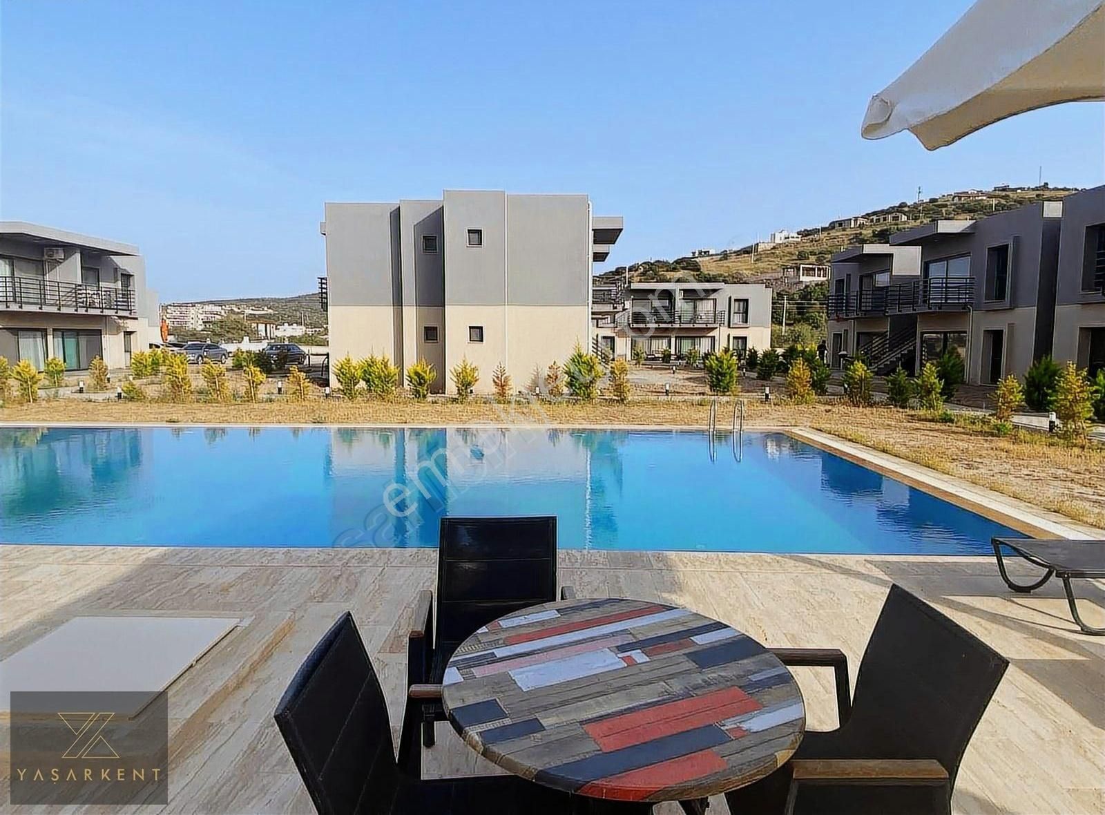 Dorya Suıtes 1+1 Havuz Manzaralı Daire Yaşarkent'ten