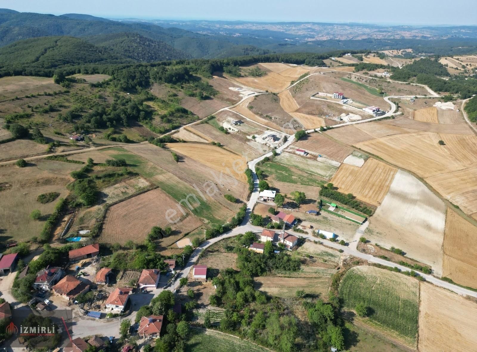 Kocaeli Derince Tahtalı'da Köy İçi Satılık 621 M2
