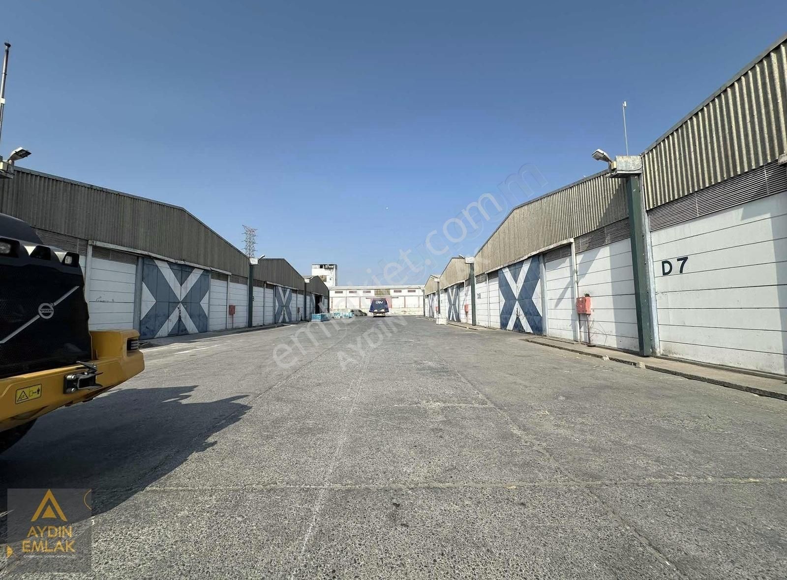 Aydın'dan İnterport'ta Kiralık 1080m2 Depo