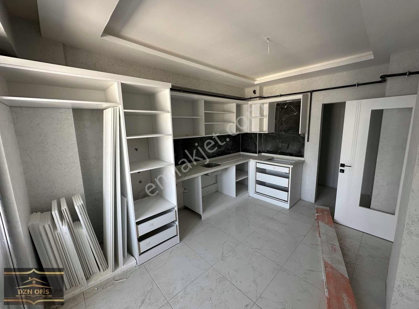 Fetih Caddesi Yakını Adasen Konaklarında Arakat Lüx 3+1 Daire - Görsel 4