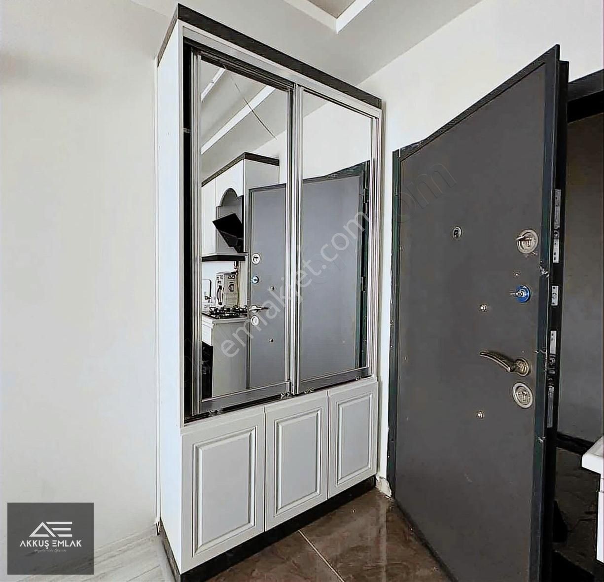 Akkuş Emlak'tan Satılık Eşyalı Lüks 1+1 Daire - Görsel 2