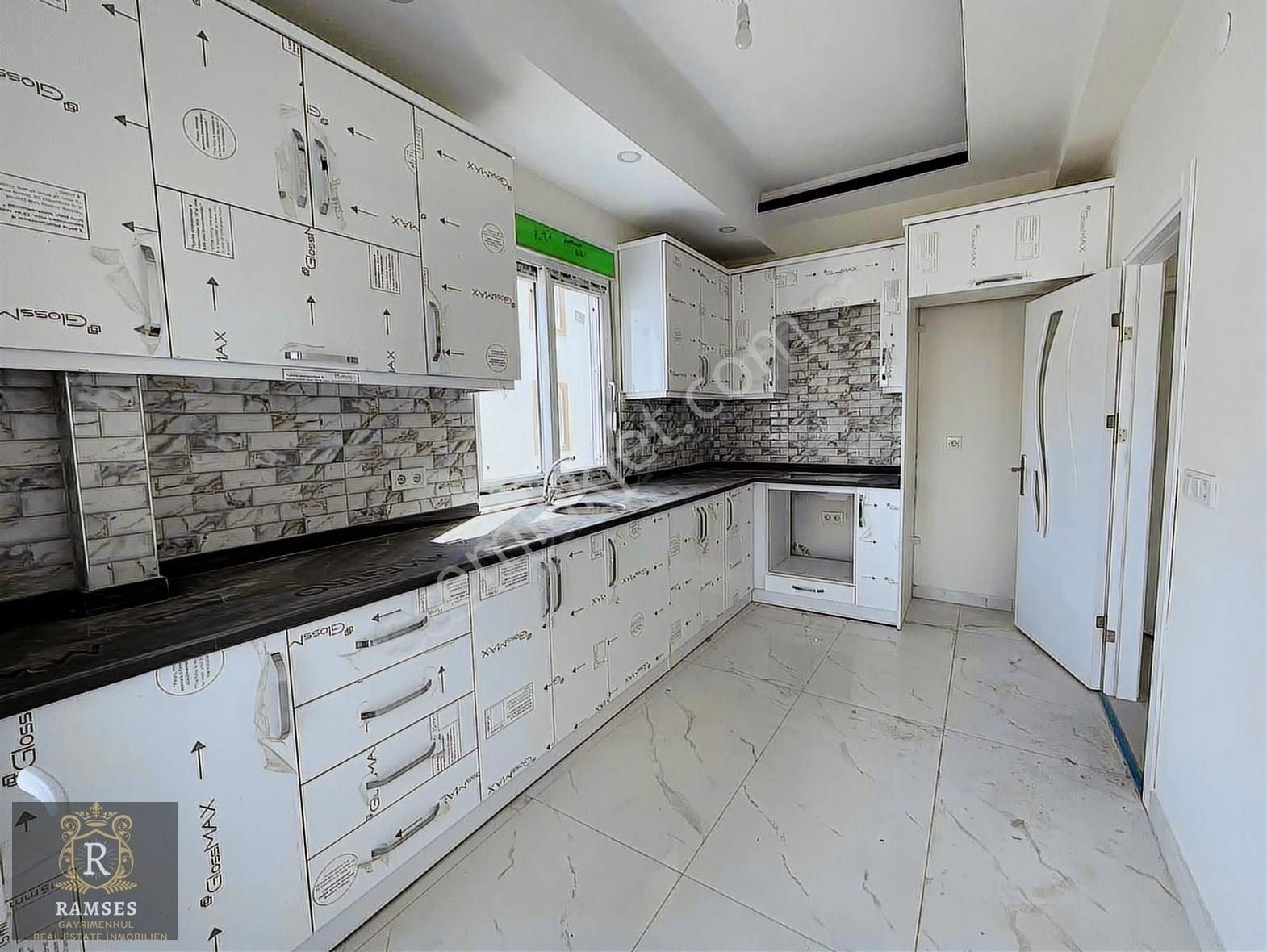 Hatipler Kavşağı Teksin Fırın Arkası Satılık 2+1 Daire - Görsel 4