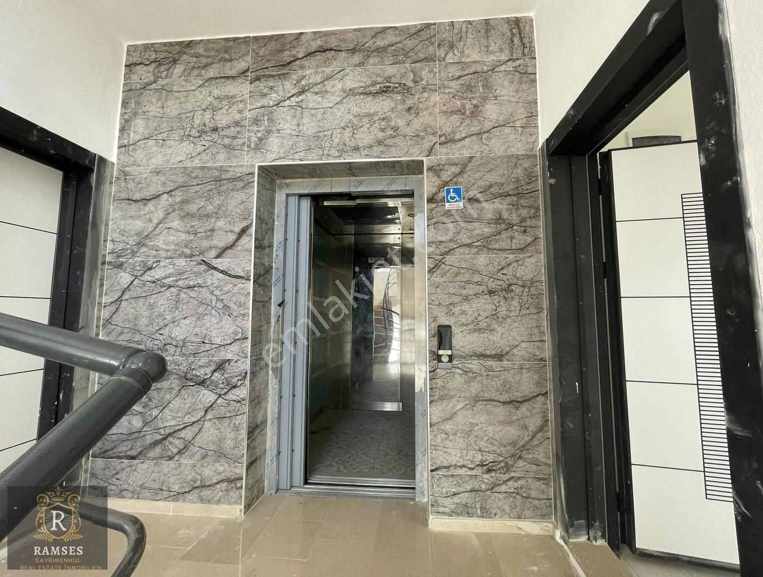 Başlık: Hatipler Kavşağı Teksin Fırın Arkası Satılık 3+1 Daire - Görsel 16