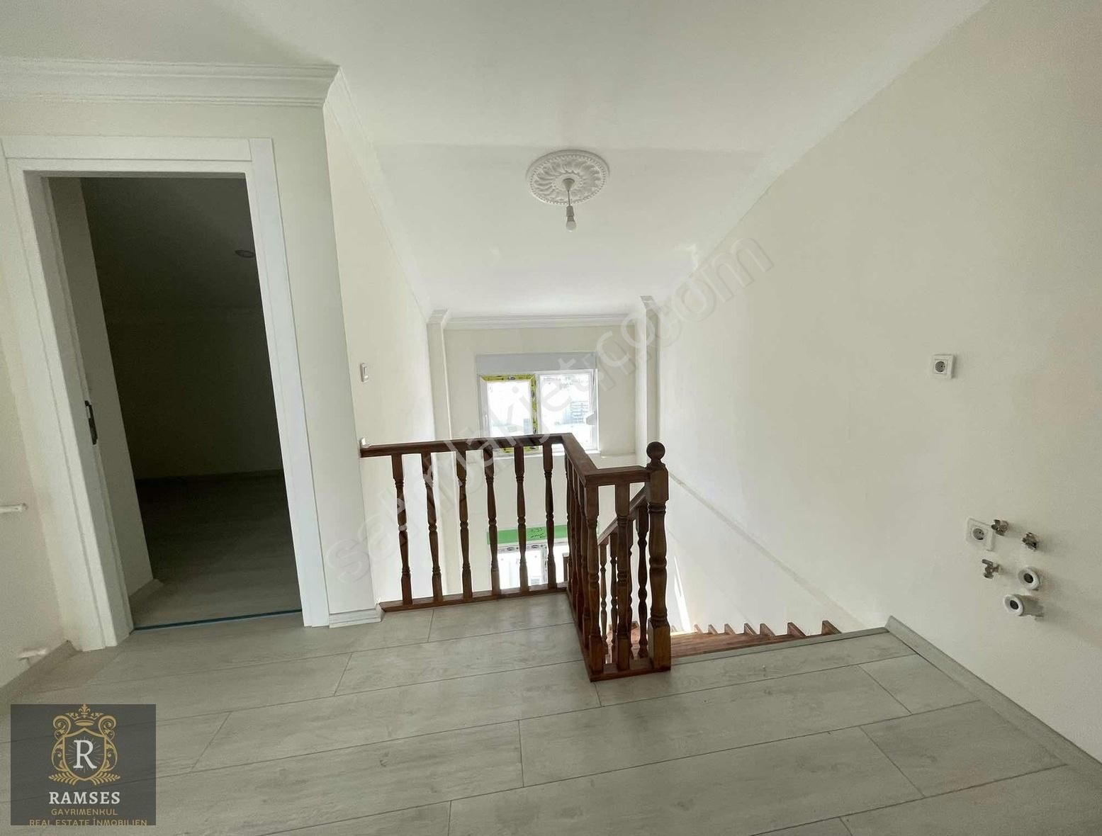 Başlık: Hatipler Kavşağı Teksin Fırın Arkası Satılık 3+1 Daire - Görsel 8