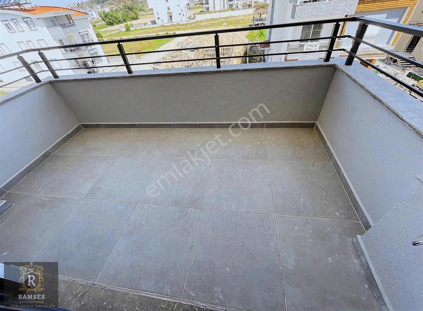 Ilıca Mah.satılık 3+1 Havuzlu Lüks Dubleks Daire - Görsel 2