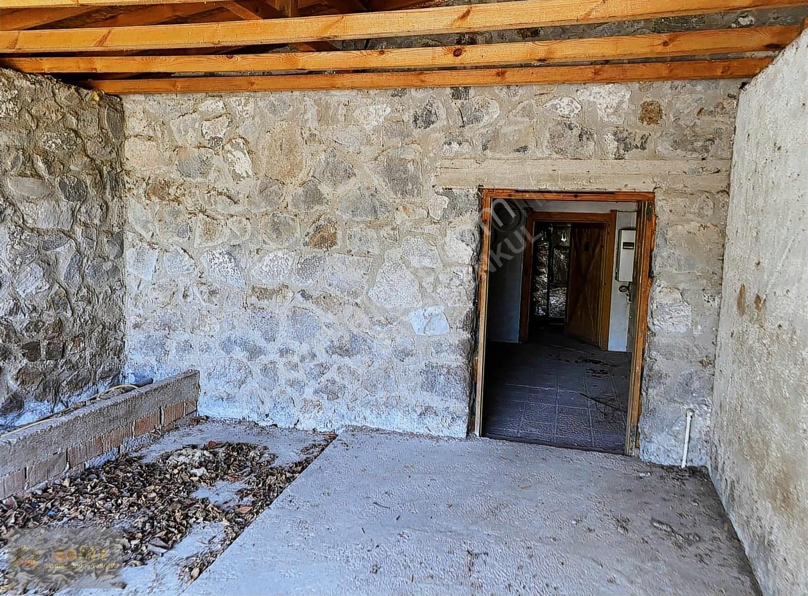 Şanlı Gayrimenkulden Balabanda 4.885m² Arsası Olan Müstakil Ev