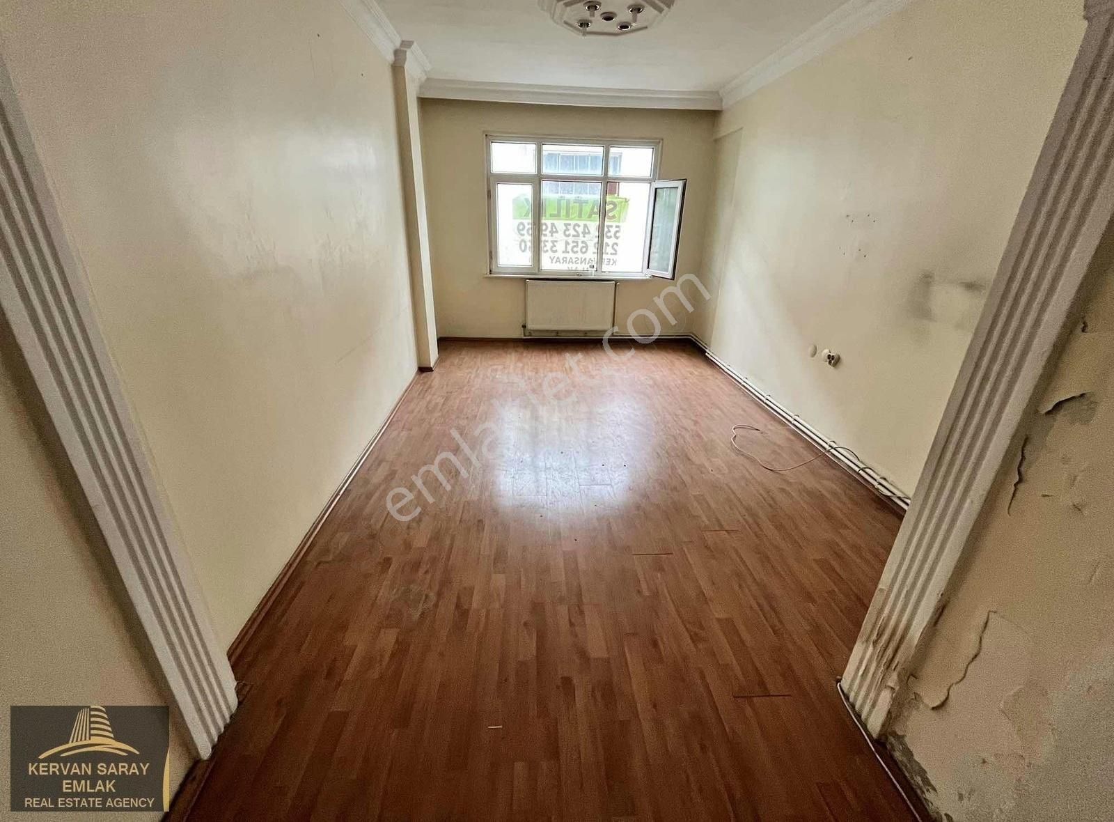 Bağcılar Caddesine Yakın Satılık Daire 2+1 2 Kat