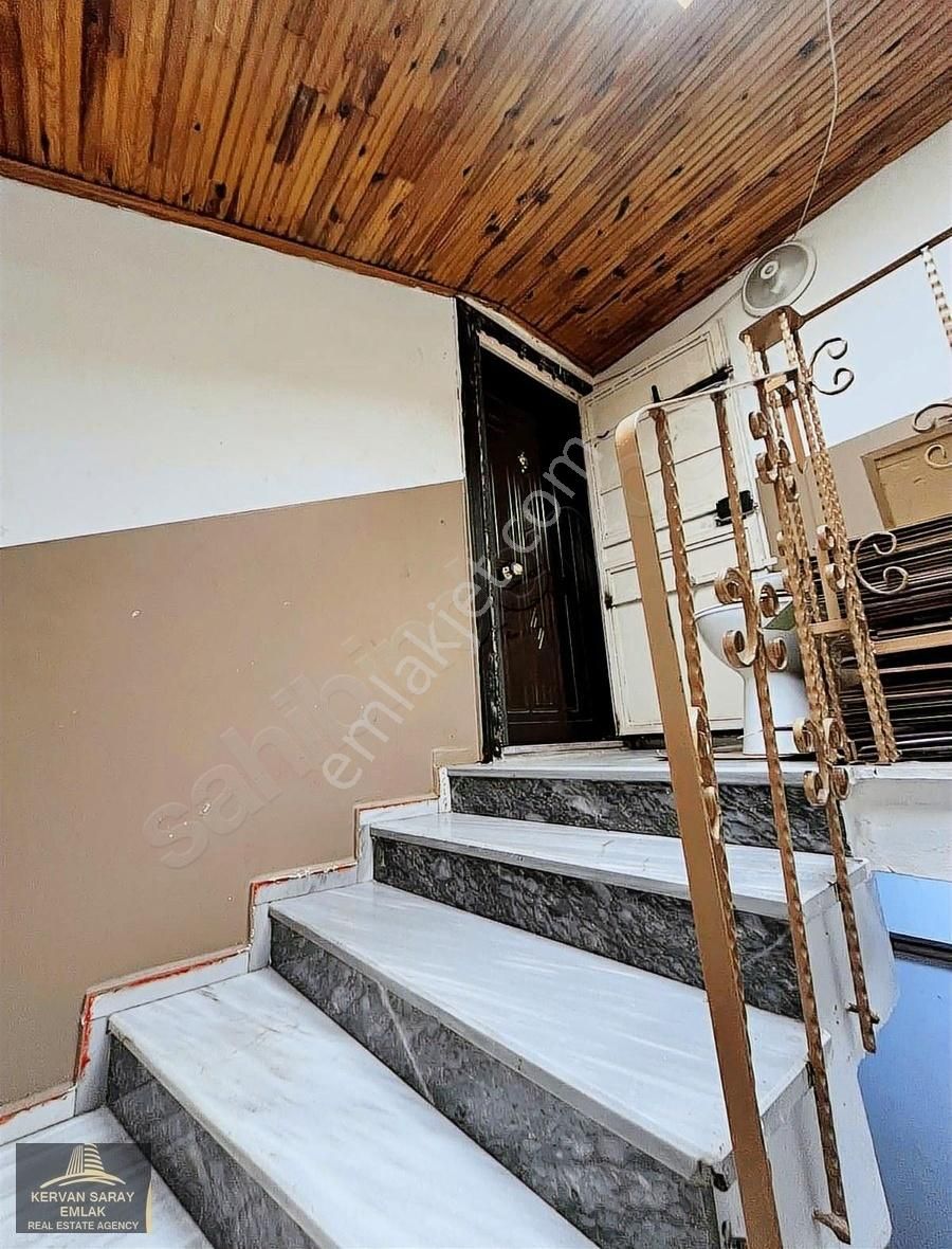 Bağcılar Barbaros A Hastanesi Karsısı Satılık Dubleks 5+1 180m2