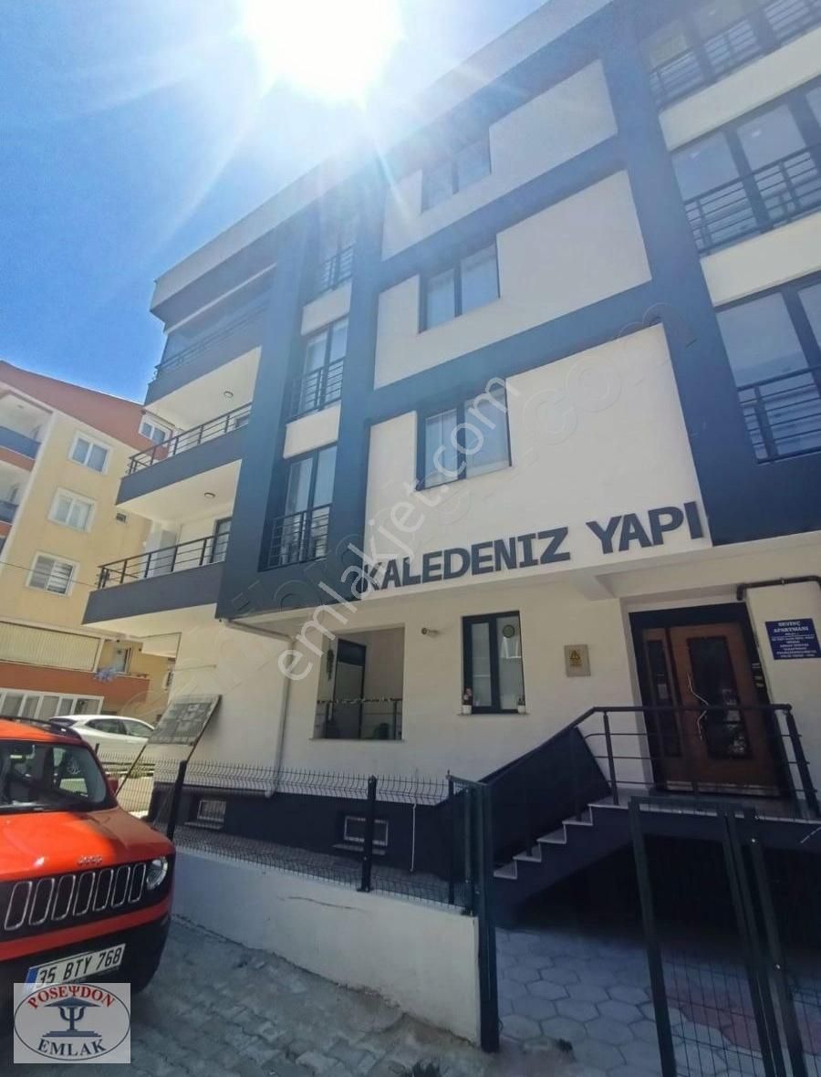 Kepez Meydanda İskanlı Arakat Satılık 3+1 Daire