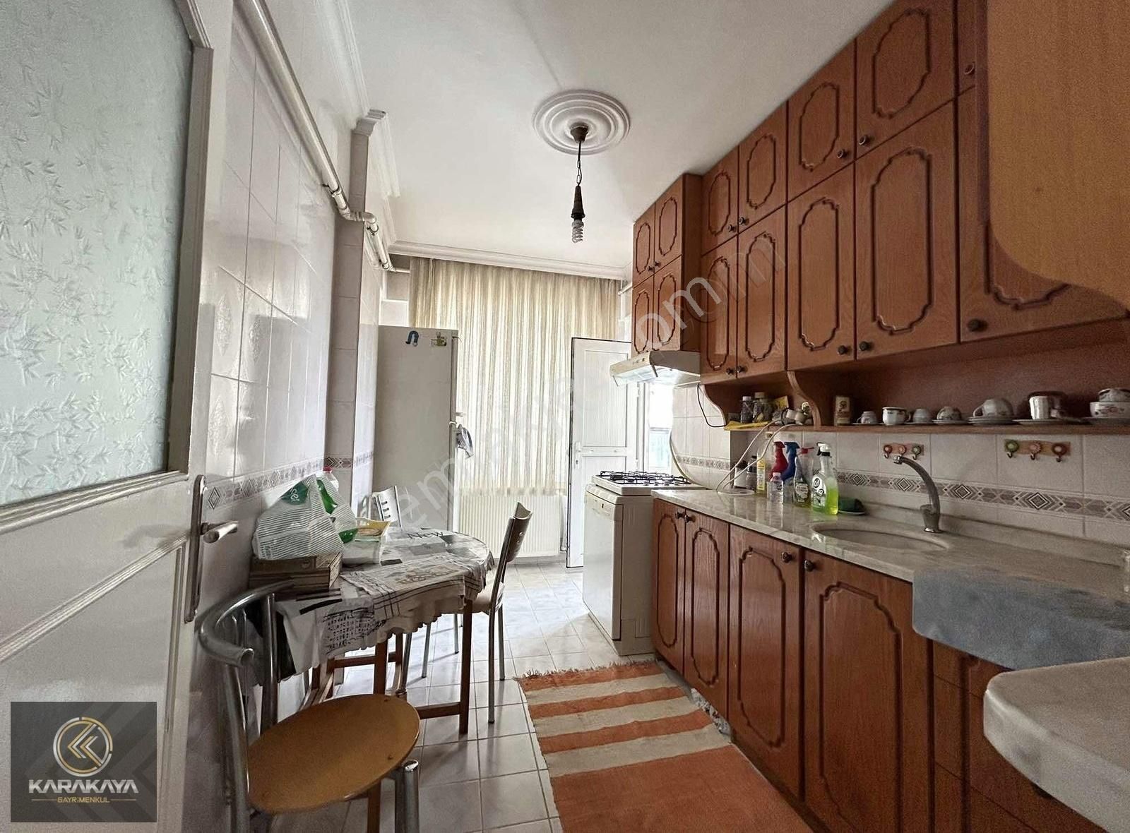 Bağlarbaşı Mahallesinde Eşyalı Kiralık Daire