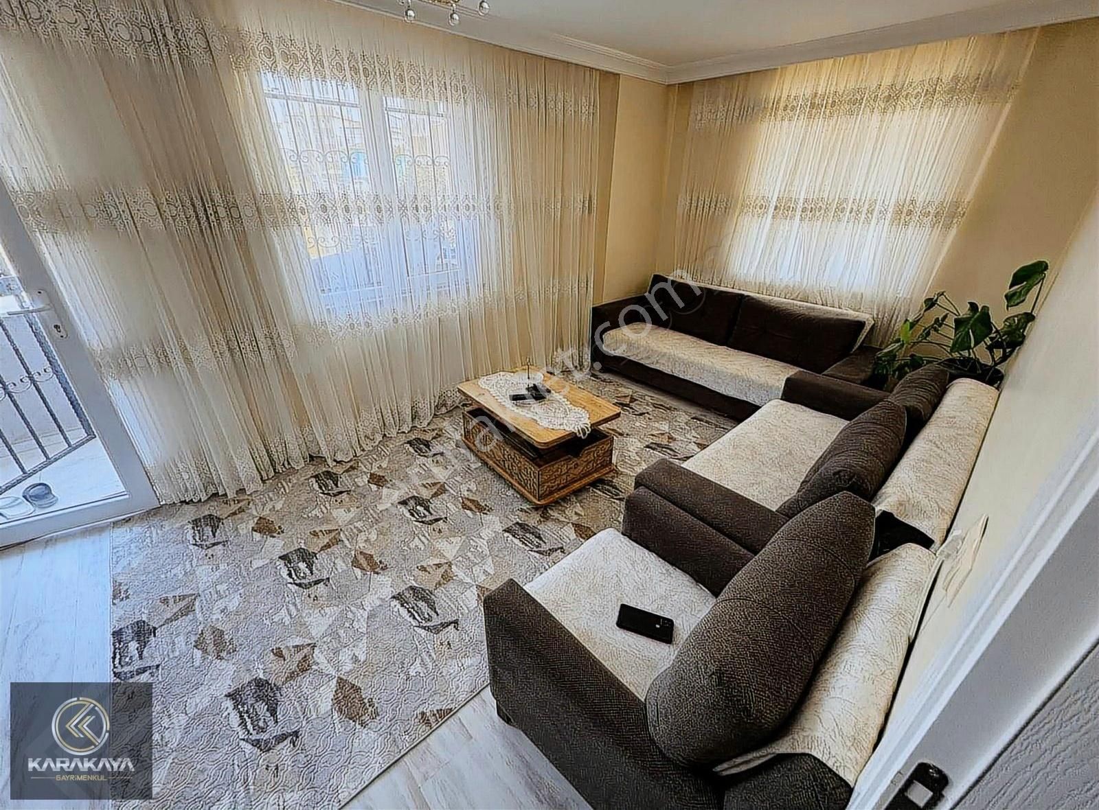 Darıca Sırasöğütler Mh 2+1 Yüksek Giriş Balkonlu Daire