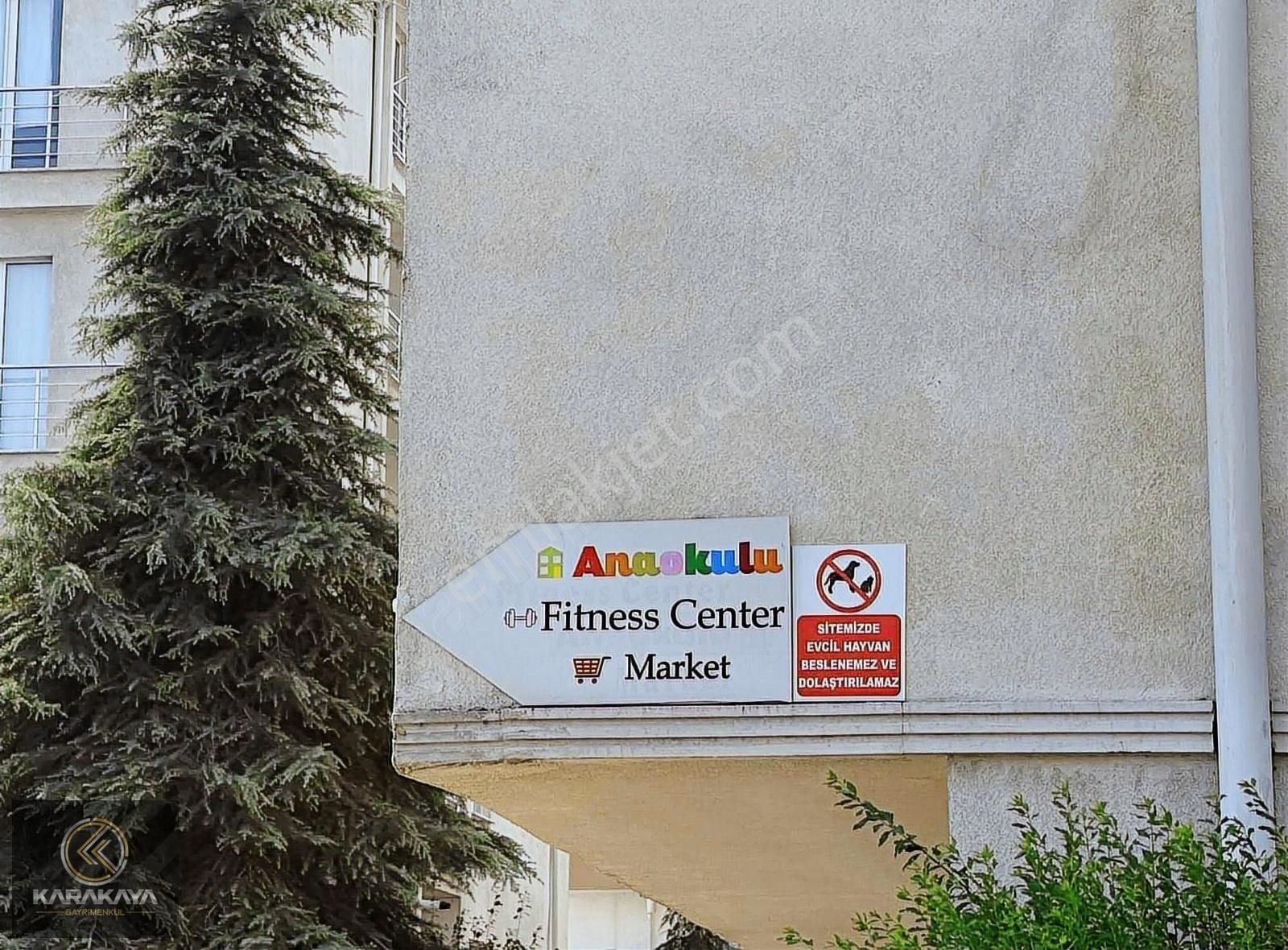 Gebze Fiyaka Havuzlu Güvenlikli Sitede 2+1 Yüksek Giriş Daire