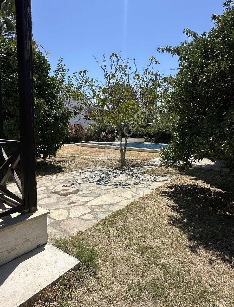 Sahile 100 Mt Villa