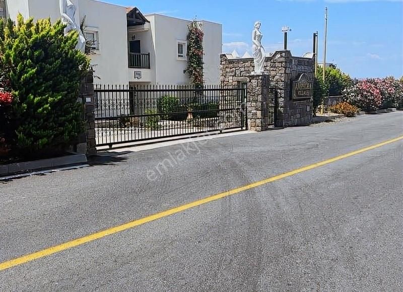 Panoramik Deniz Manzaralı Elit Sitede Daire - Görsel 2