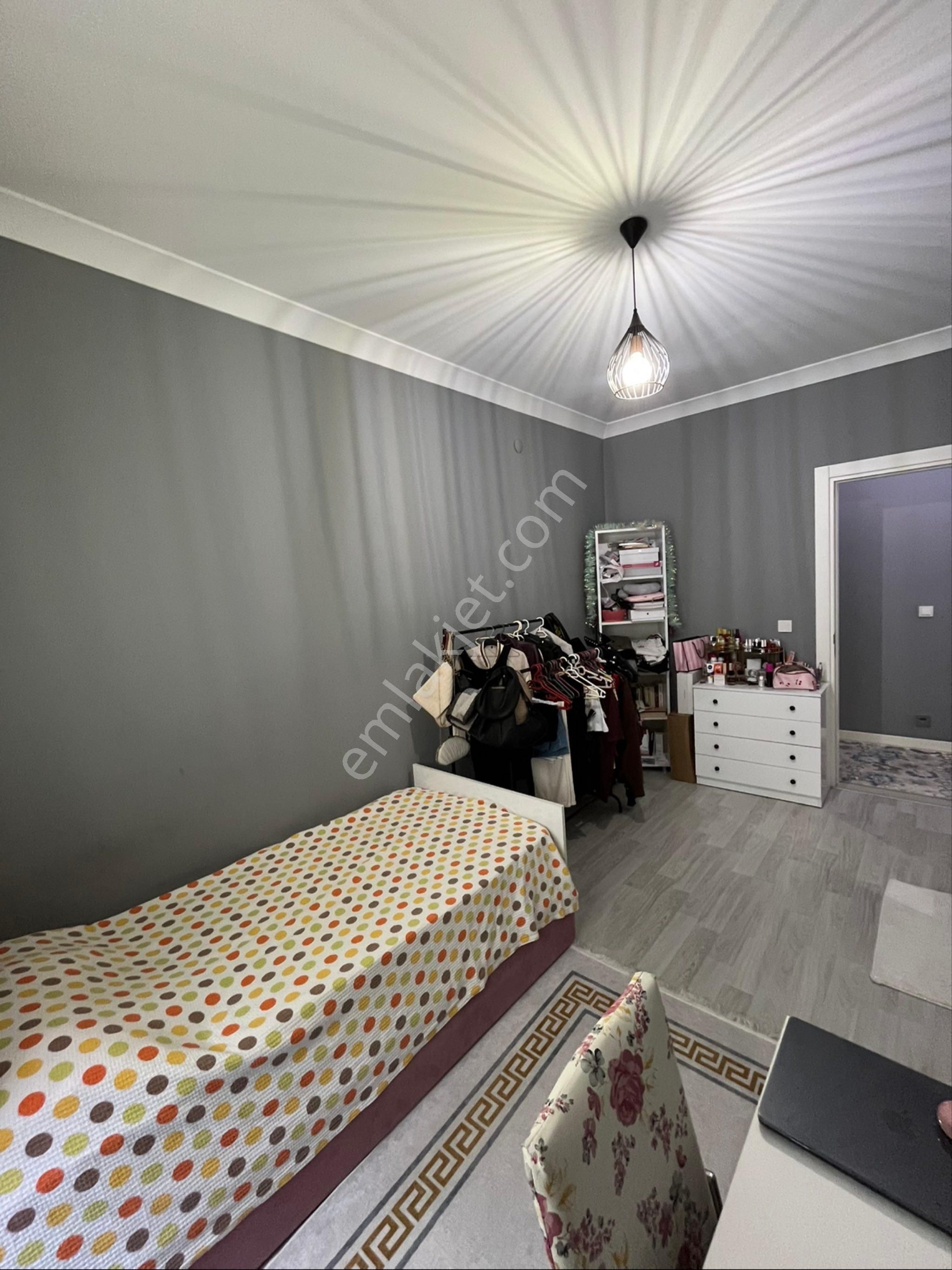 Devrim Mahallesinde Site İçerisinde Satılık Geniş Ferah Daire - Görsel 27