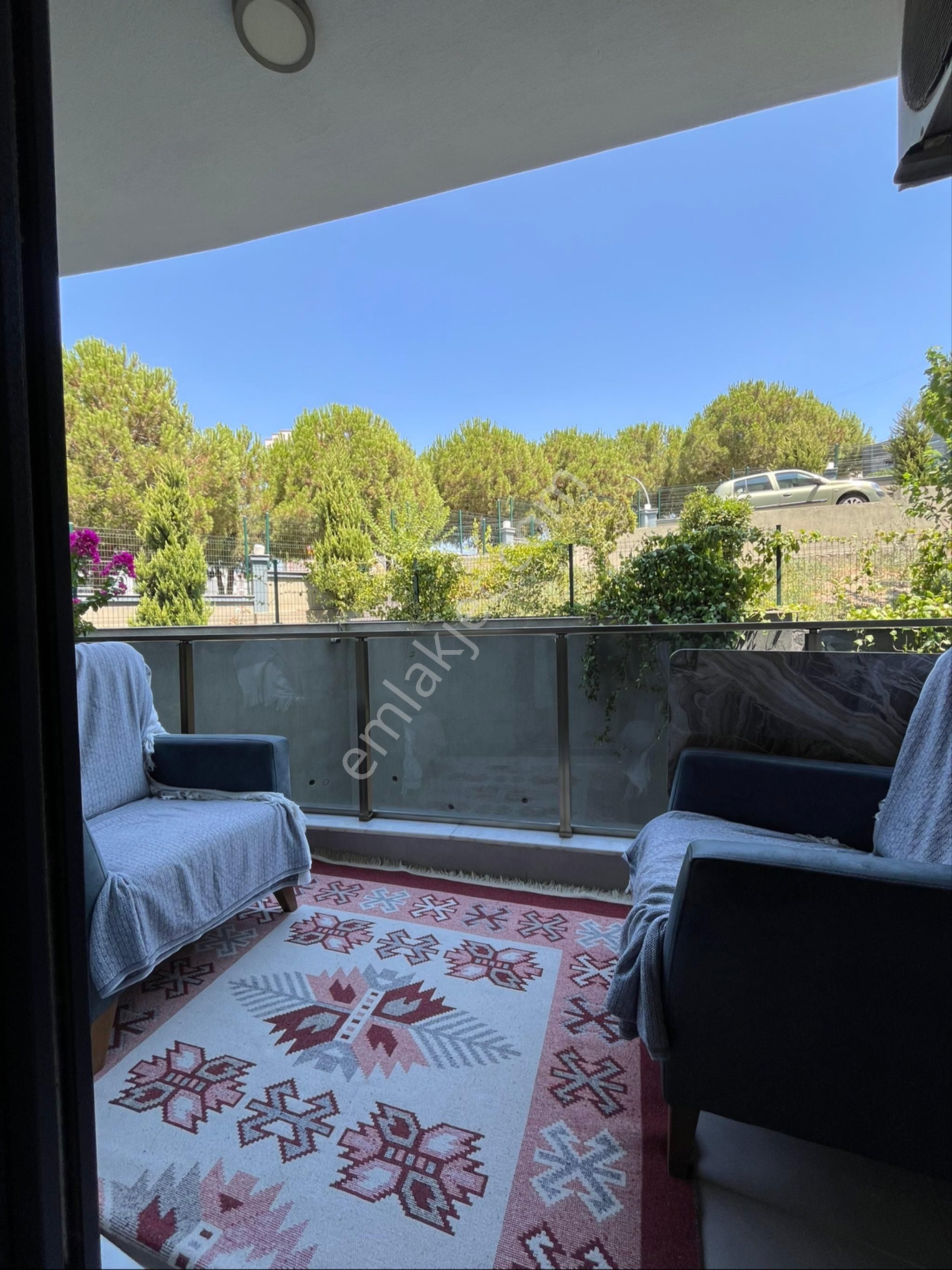 Devrim Mahallesinde Site İçerisinde Satılık Geniş Ferah Daire - Görsel 17