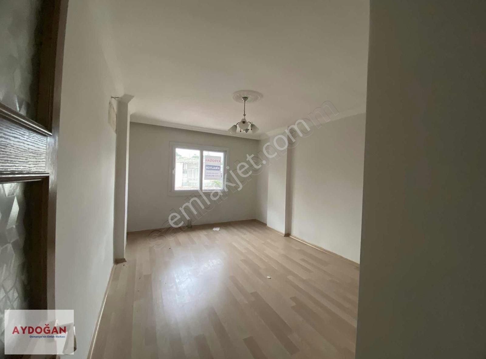 Aydoğan Kiralıyor! Site İçerisinde 3+1 Kiralık Daire Osmaniye