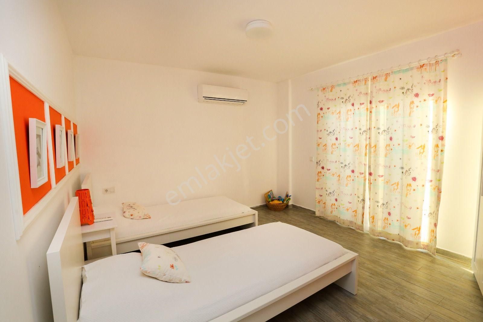 Rest Emlak- Emsalsiz Deniz Manzaralı Villa - Görsel 24