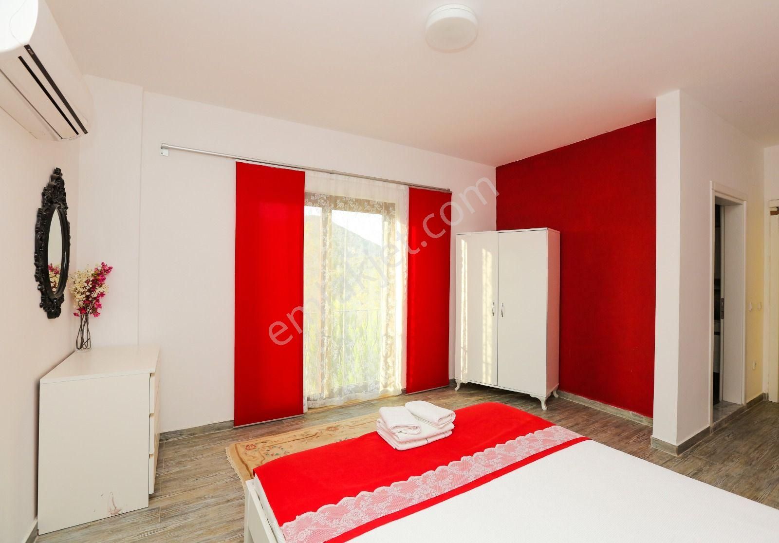 Rest Emlak- Emsalsiz Deniz Manzaralı Villa - Görsel 21