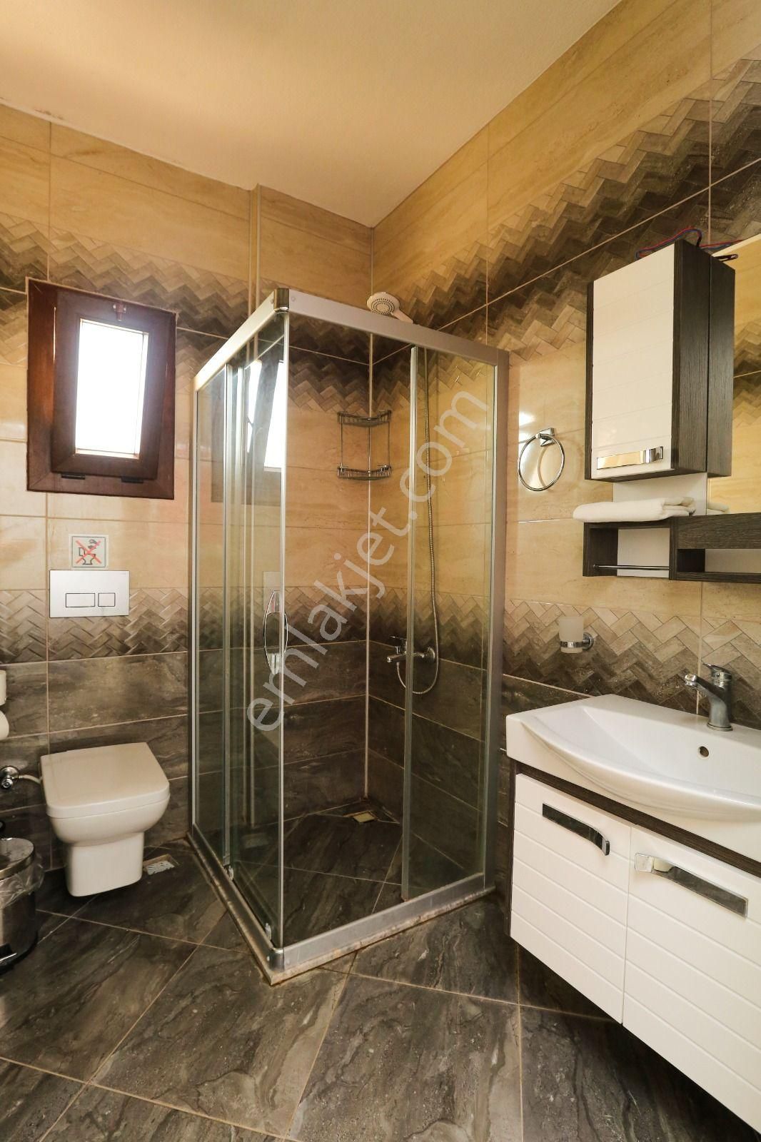 Rest Emlak- Emsalsiz Deniz Manzaralı Villa - Görsel 26