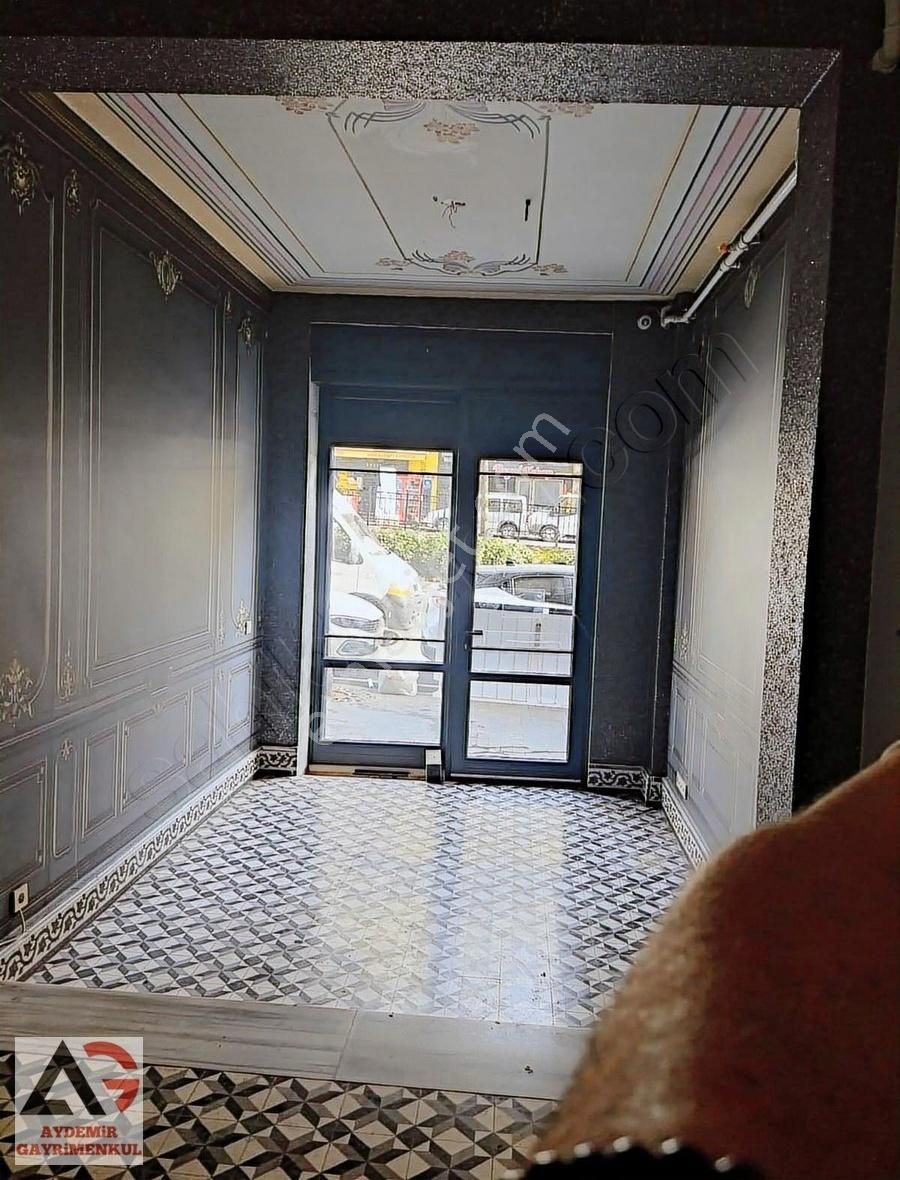 Taksim 360 Projesi'nde Cadde Üzeri Kiralık Dükkan