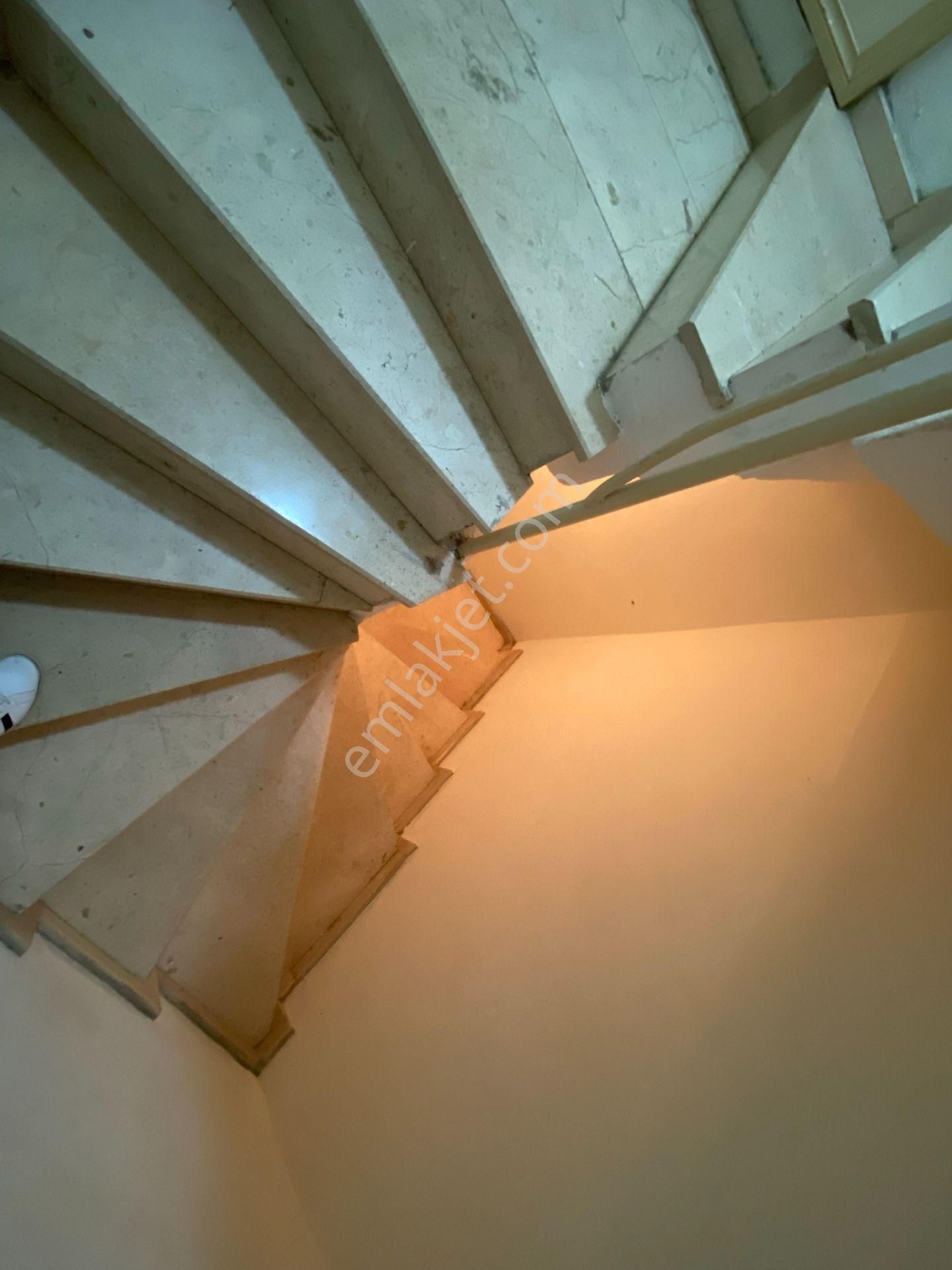 Gülbağ Kiralık 1+1 Daire - Görsel 16