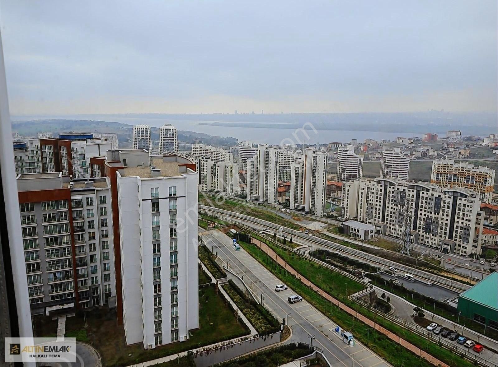 Tema İstanbul 3+1 147m2 Güncel Boş Göl Manzara Kiralık Daire