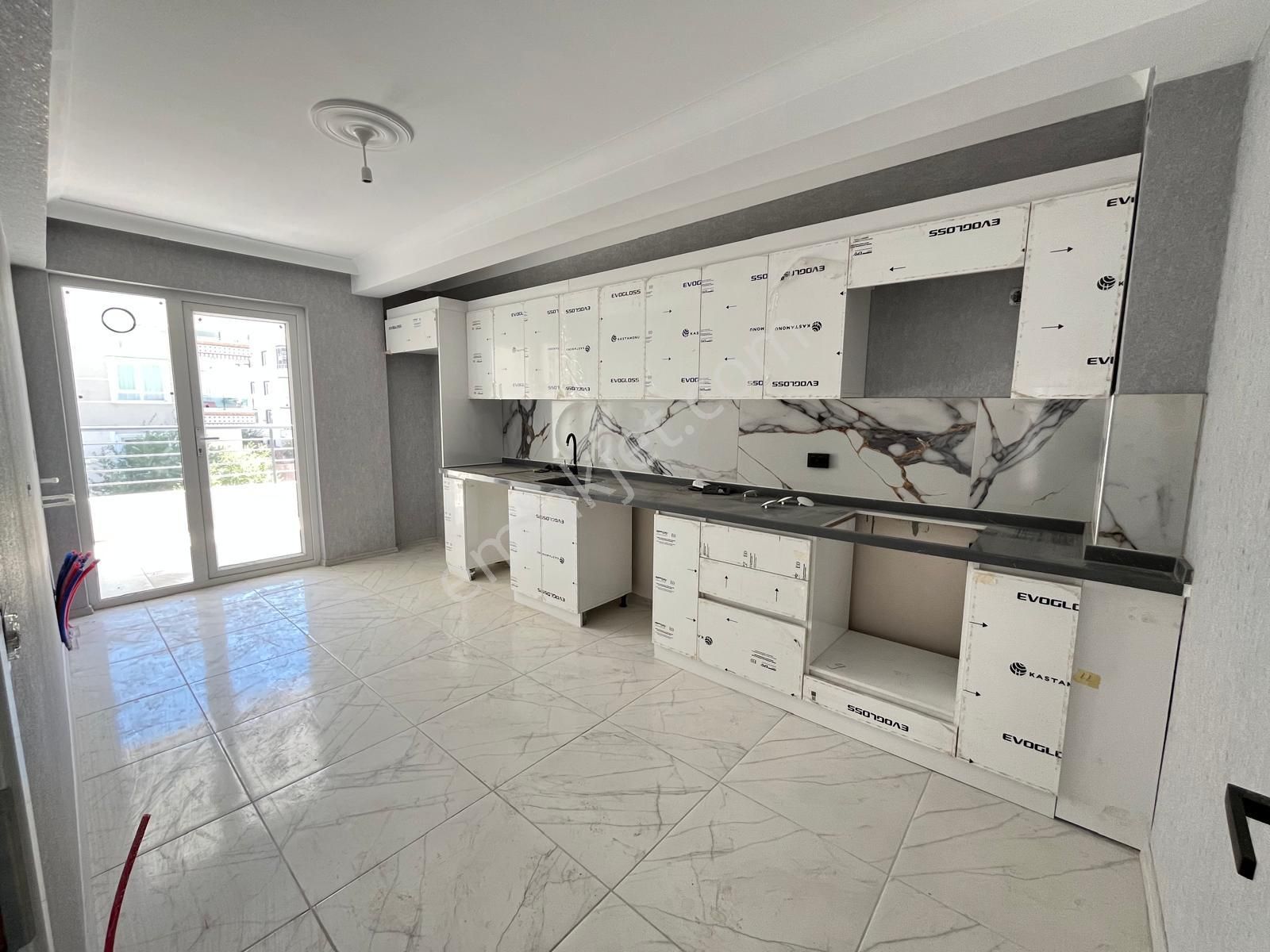 ▅▆█m Ü L K Ｅｍｌａｋ█▆▅ Beşikkaya Pazar Pazarı Mevkiinde Katta Full Yapılı İskannlı Daire