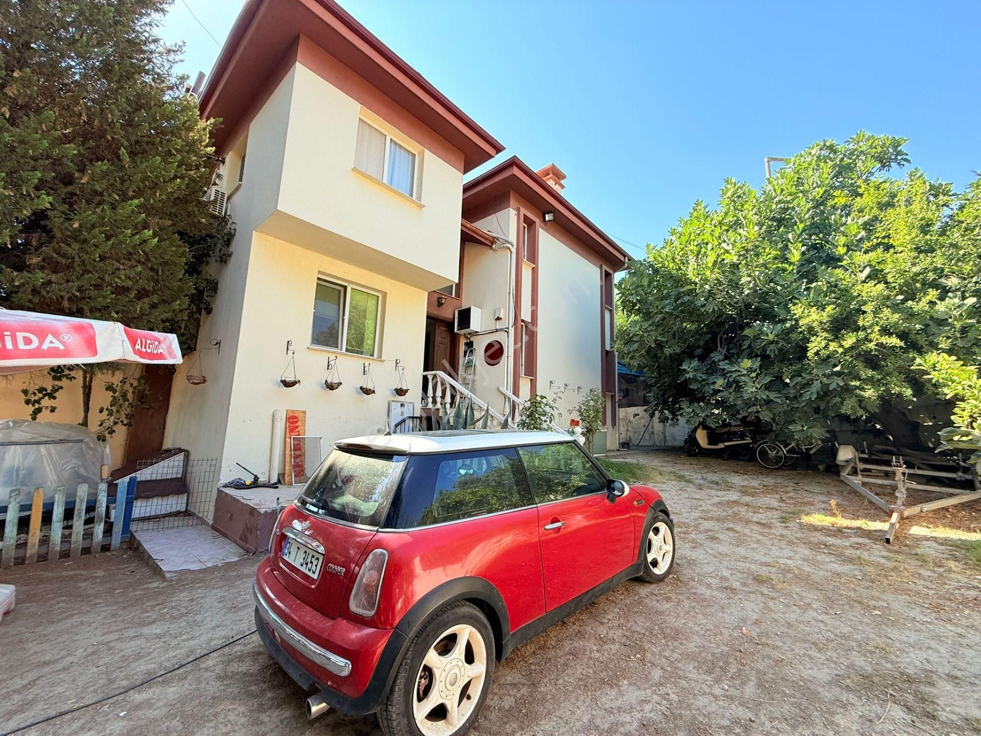 Full Manzara 1 Dönum Icerısınde -özel Havuz-bahçe-özel Otopark-6+1-tamamı Müstakil Villa - Görsel 6