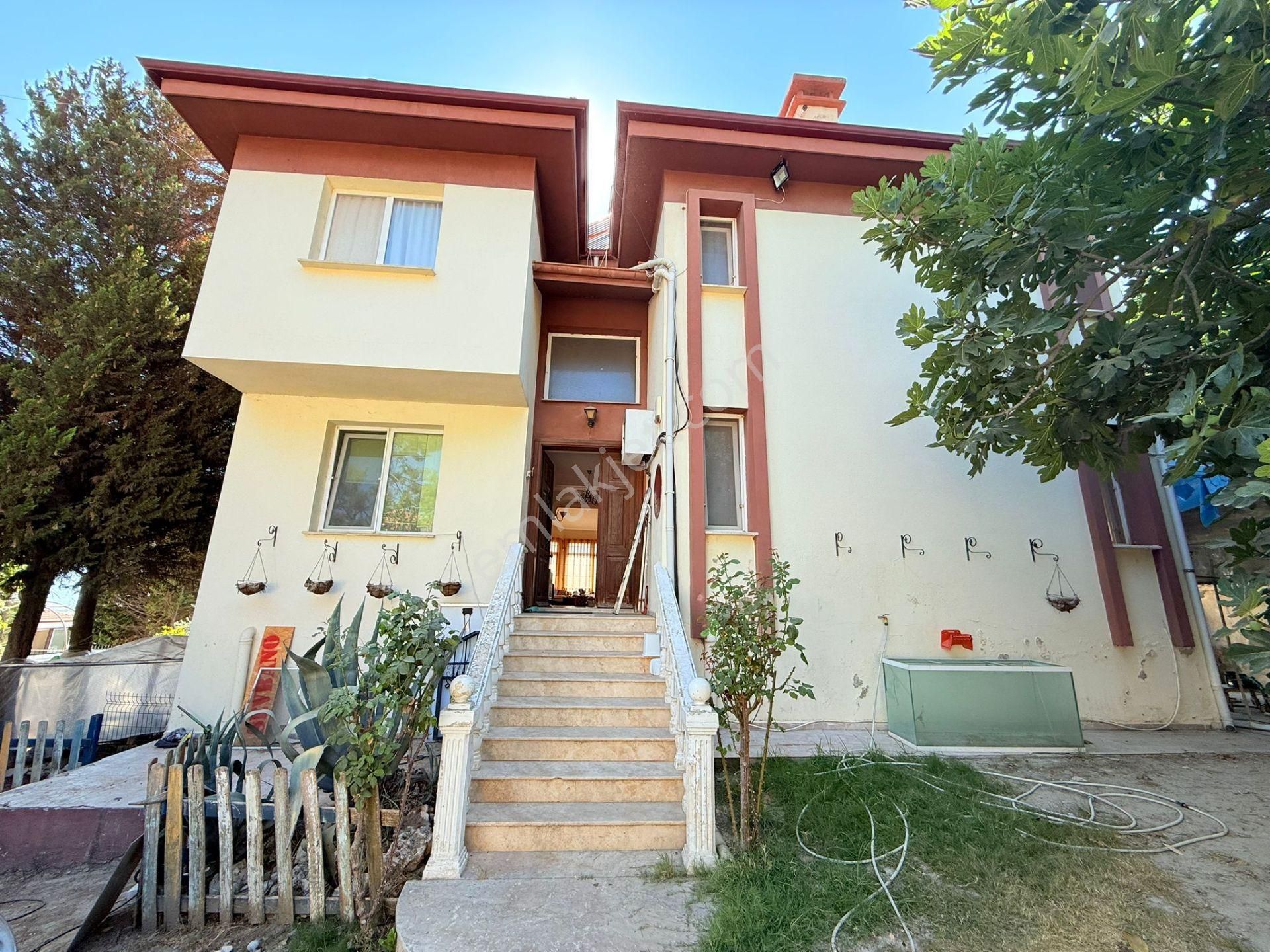 Full Manzara 1 Dönum Icerısınde -özel Havuz-bahçe-özel Otopark-6+1-tamamı Müstakil Villa - Görsel 10