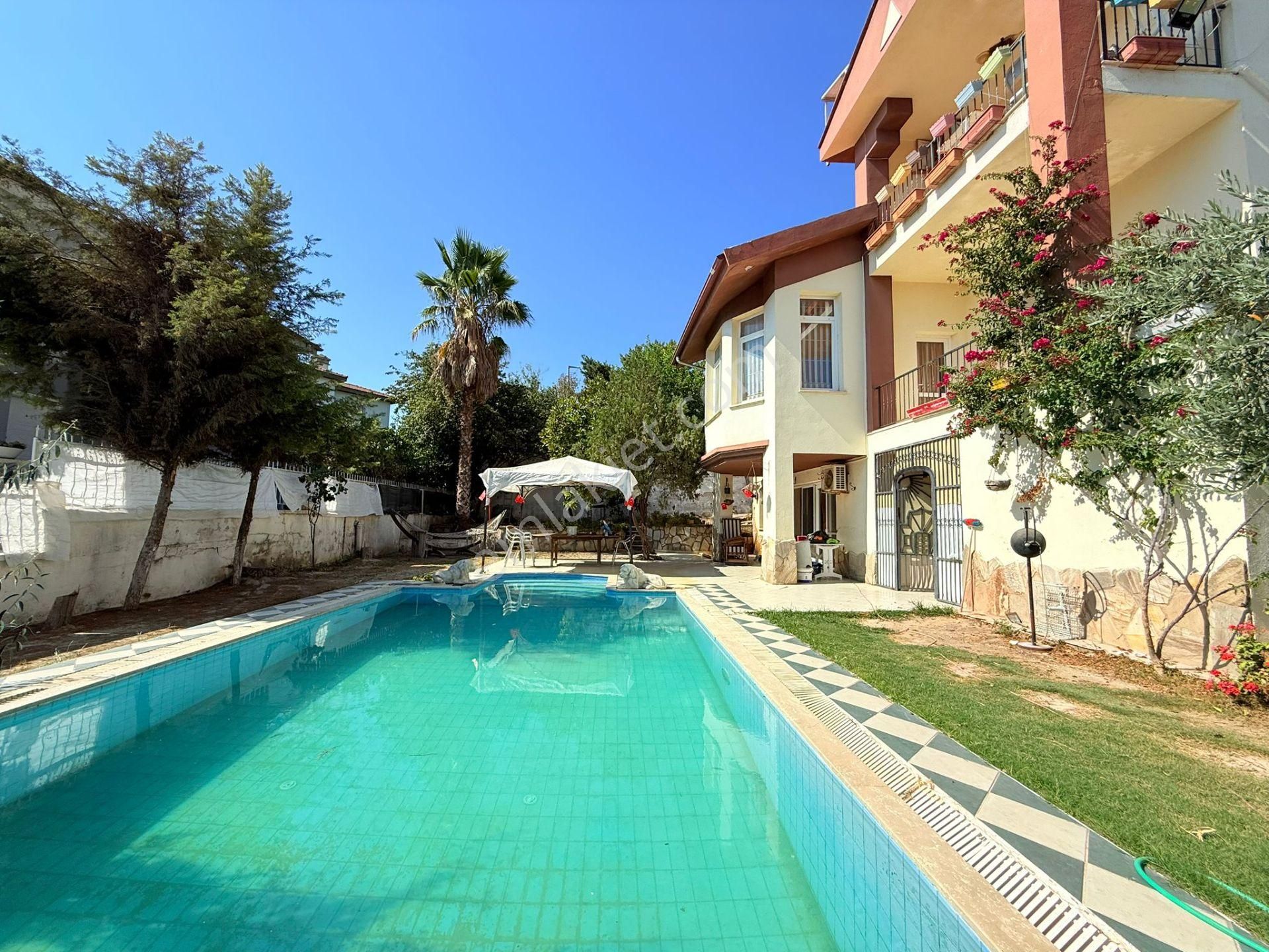 Full Manzara 1 Dönum Icerısınde -özel Havuz-bahçe-özel Otopark-6+1-tamamı Müstakil Villa - Görsel 3