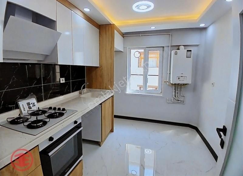 Topçu Mah.katta Yapılı Satılık 3+1 Daire