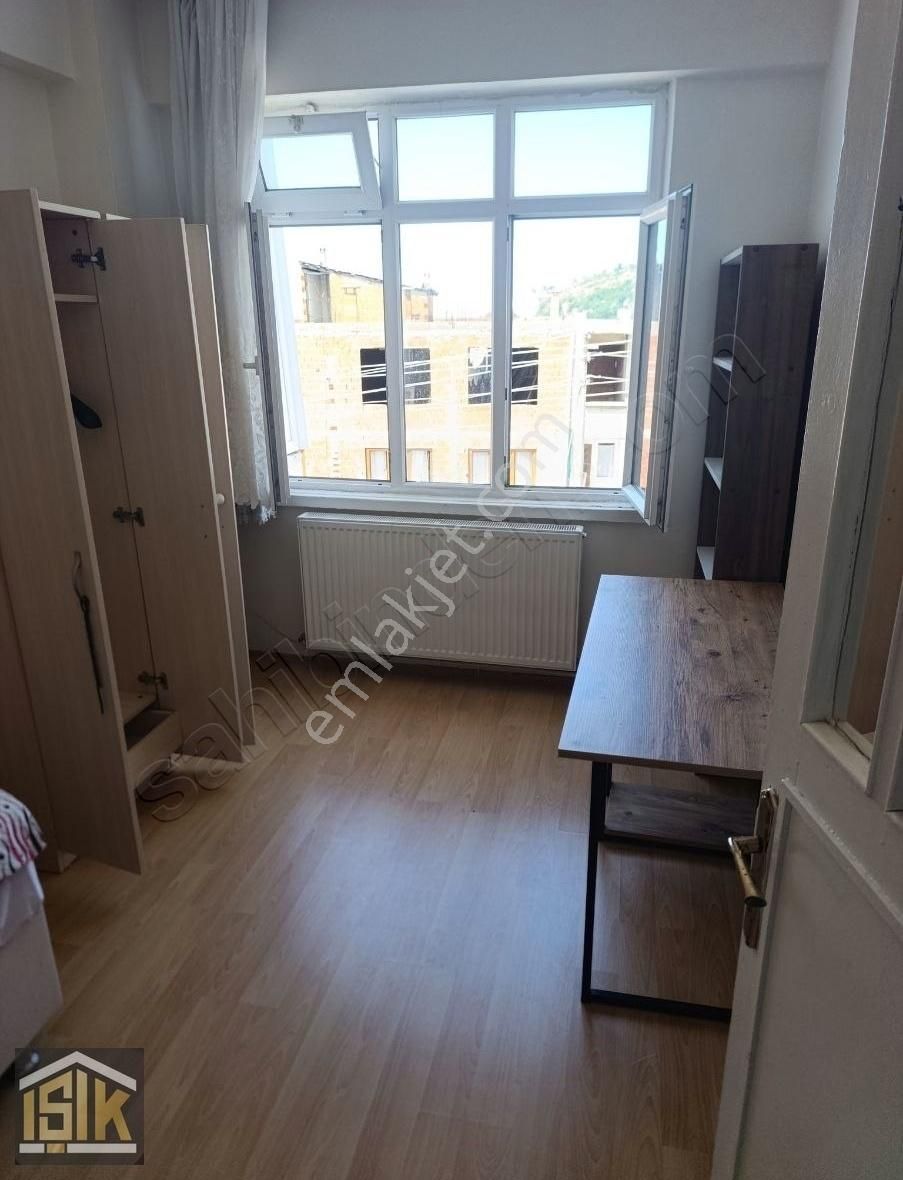 Işık//fevziçakmak Mah. Eşyalı Kiralık Doğalgazlı 2+1 Daire