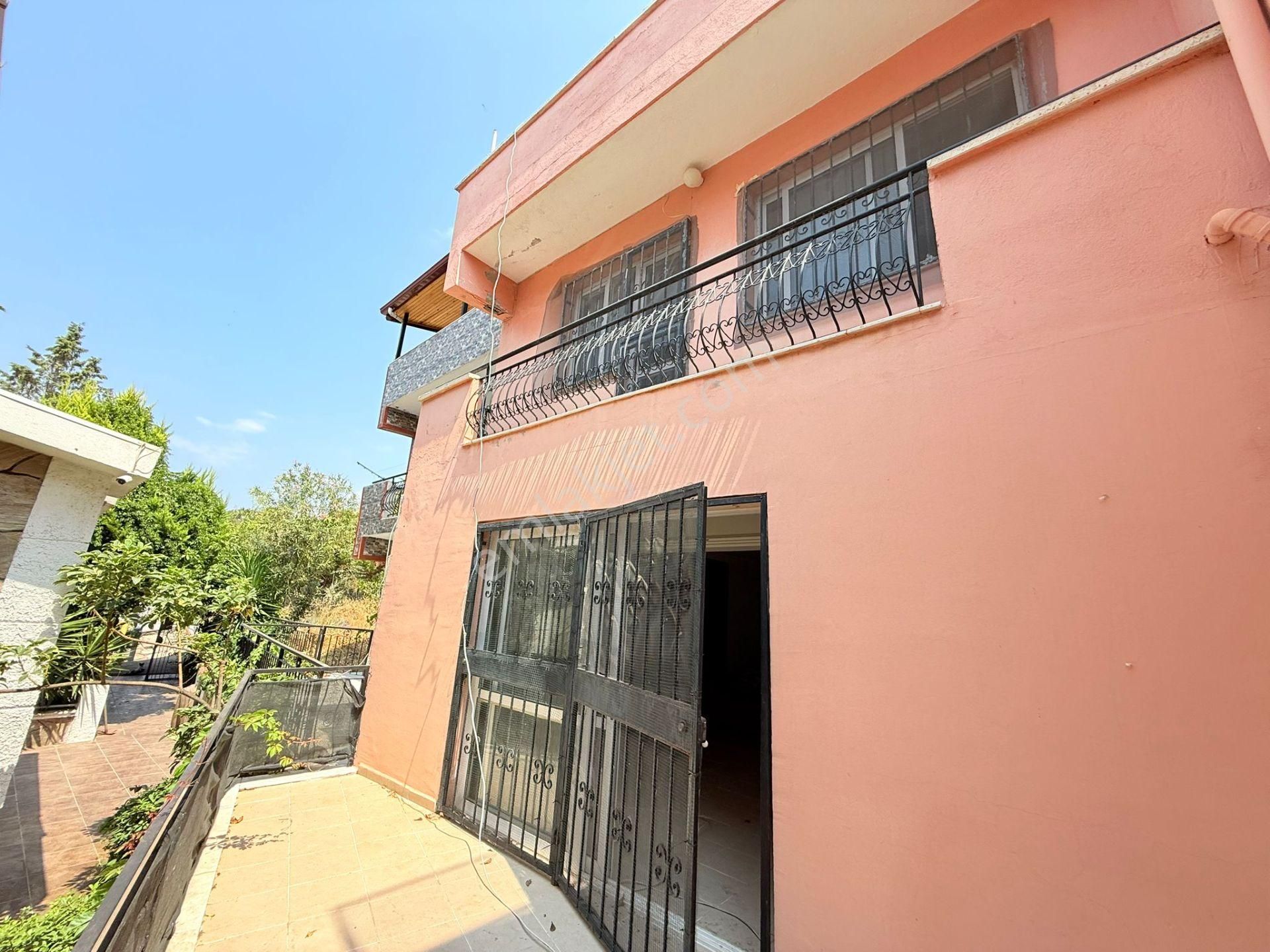 Aclass'dan Kusadası Kadınlar Denızınde Havuzlu Sıte Icerısınde 12 Ay Uzerınden Kıralık Villa - Görsel 6