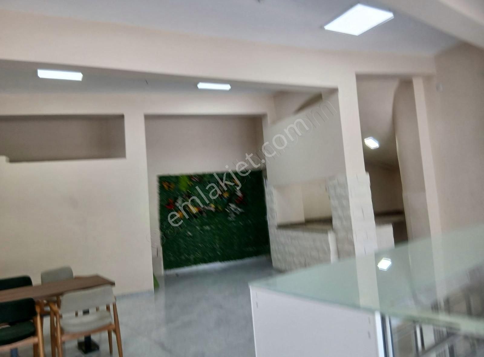 Konak Eşrefpaşada Tadilatlı Süper Necladan Satılıktır