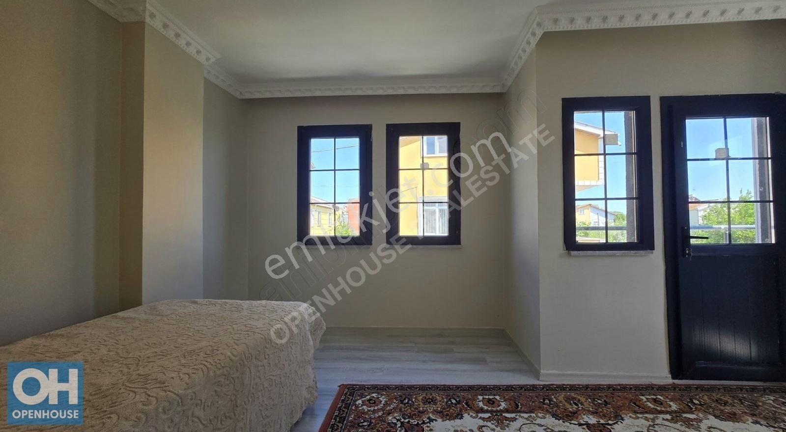 Marmaraereğlisi Yeniçiftlik'te Lüks Dubleks Villa, Peyzajlı