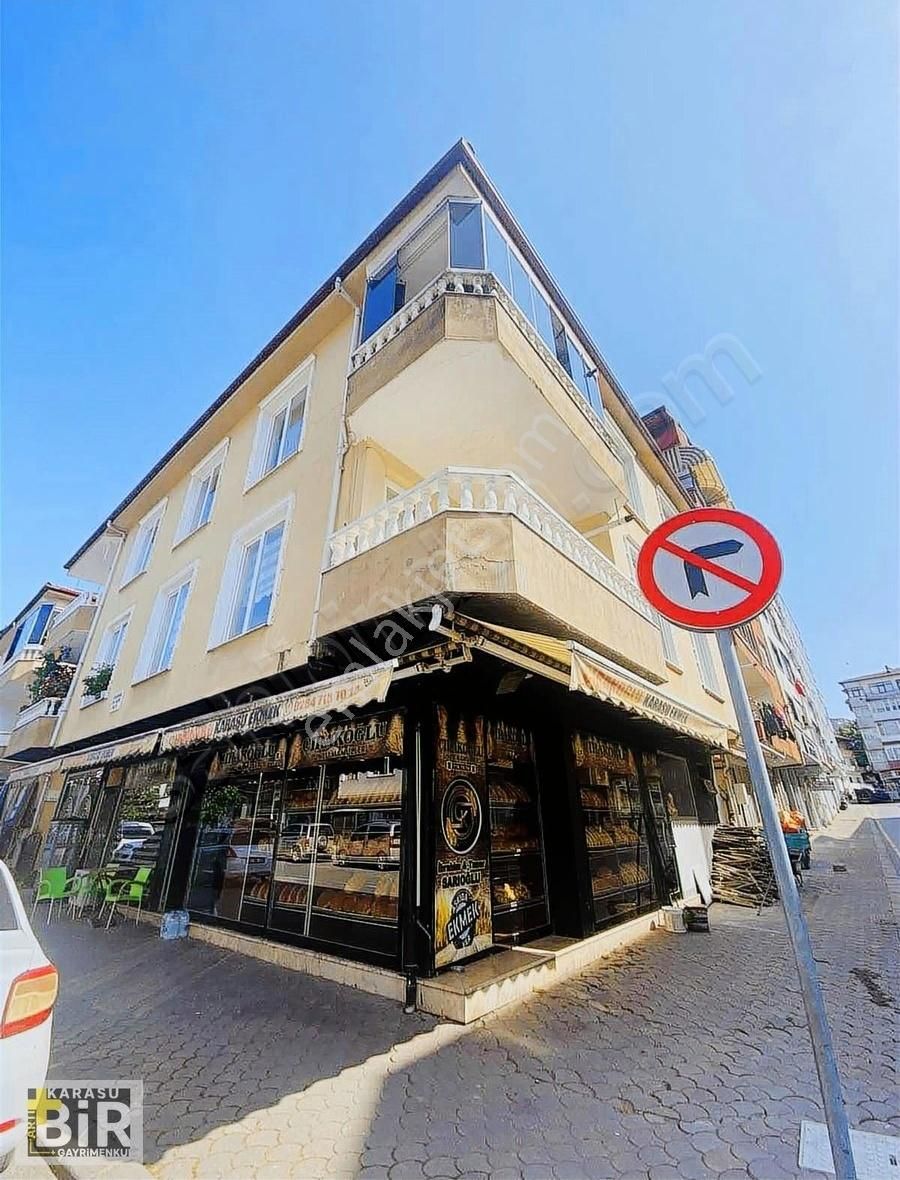 Kaçırılmaz Fırsat ! Çarşı Merkez De Fırın Üstü Ara Kat 3+1 !!