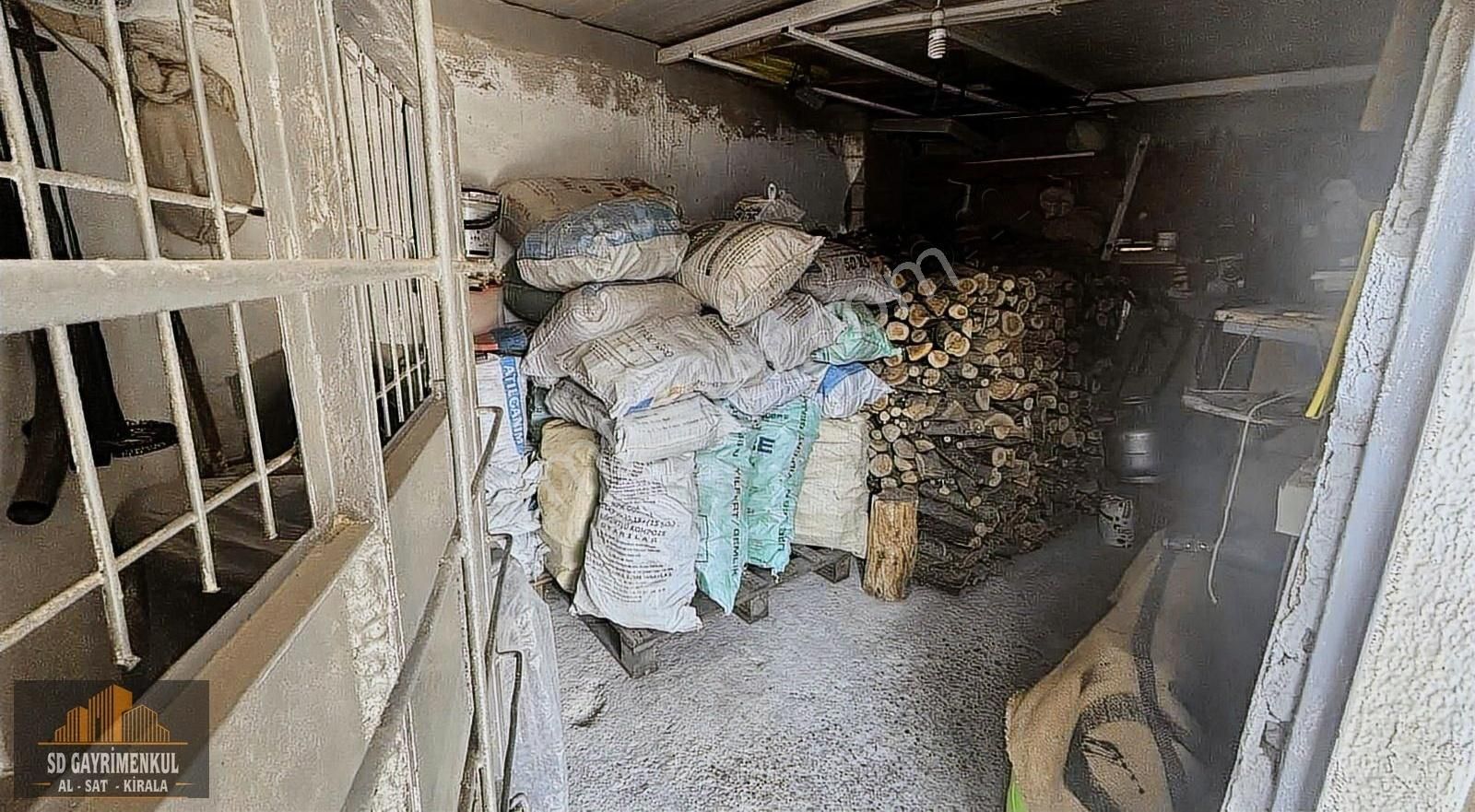 Altınova Merkezde Müstakil 4+1 Dubleks, Bahçeli Yaşam! - Görsel 5