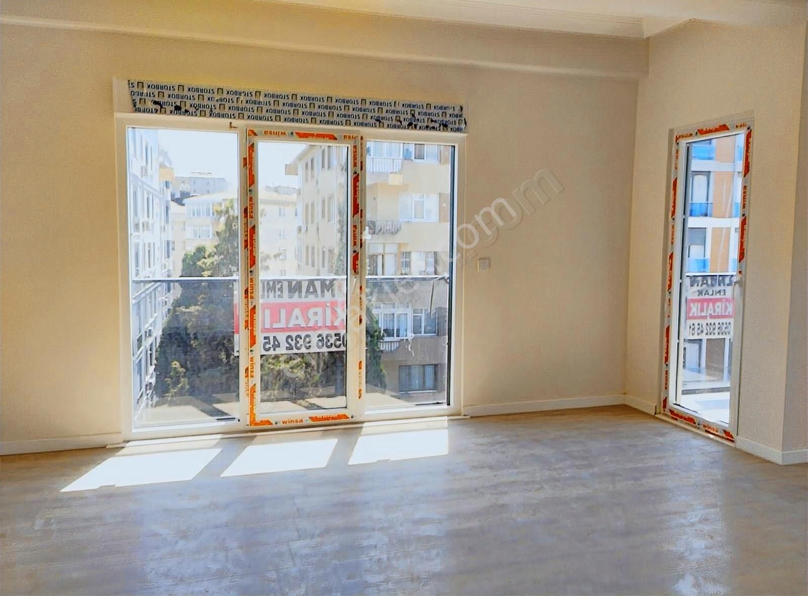 Gözcübaba'da Cadde Üstü Ara Kat Sıfır Daire