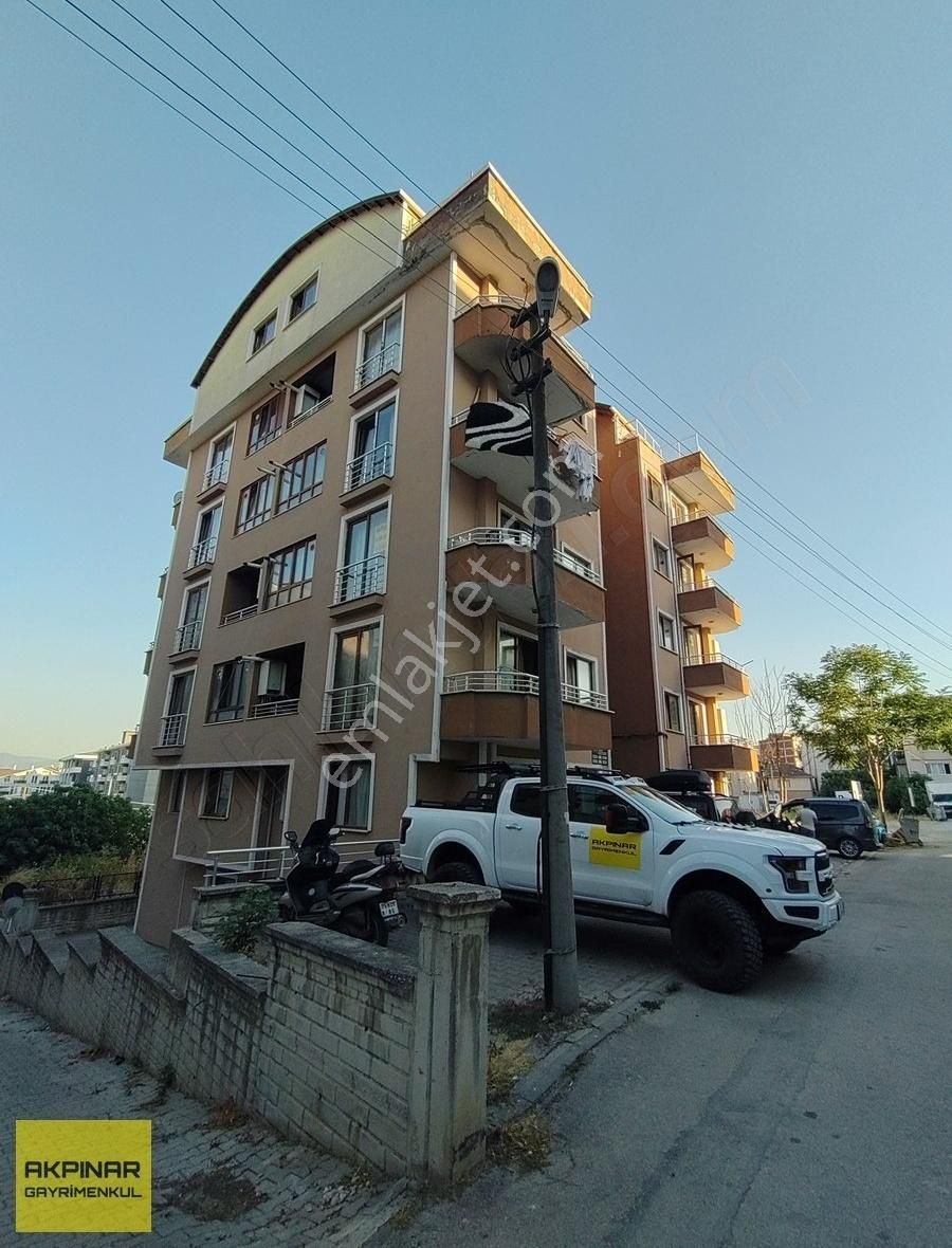 Akpınar Gayrimenkul'den Görükle'de Eşyalı 2+1 Kiralık Daire