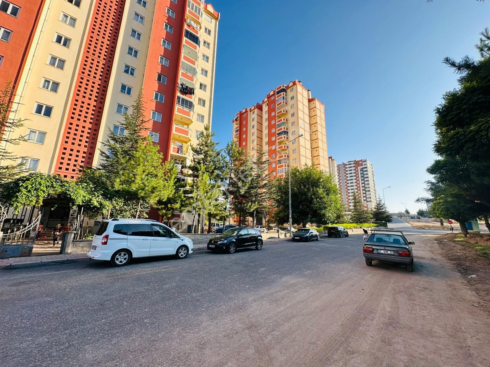 Serkent Eras Sitelerinde Merkezi Sistem Güney Cepe 3+1 Kiralık Daire
