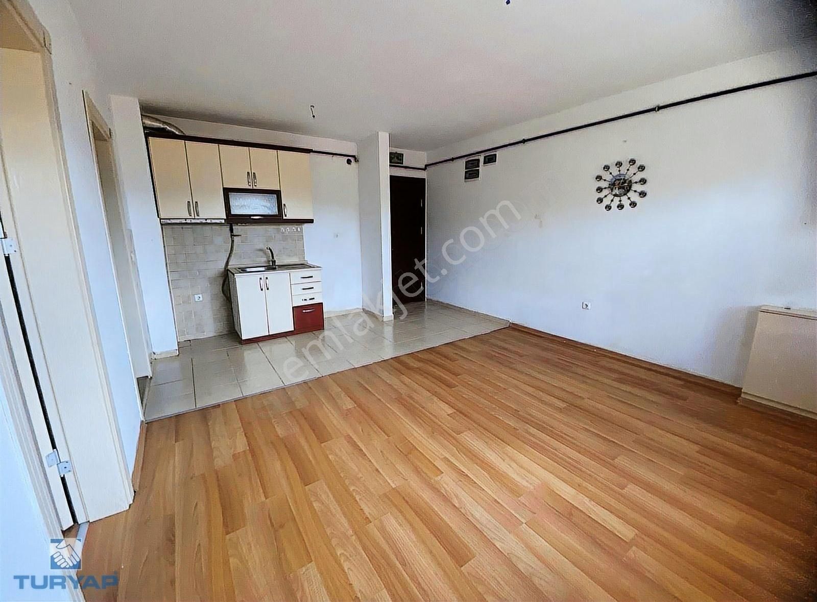 Çanakkale Biga Çiçeklidede Tokileri 1+1 Kiralık Daire