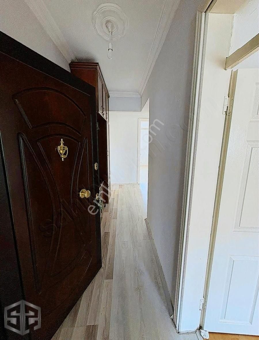 İzmir Selçuk Cumhuriyet Mahallesinde Geniş, Yatırımlık 3+1 - Görsel 5