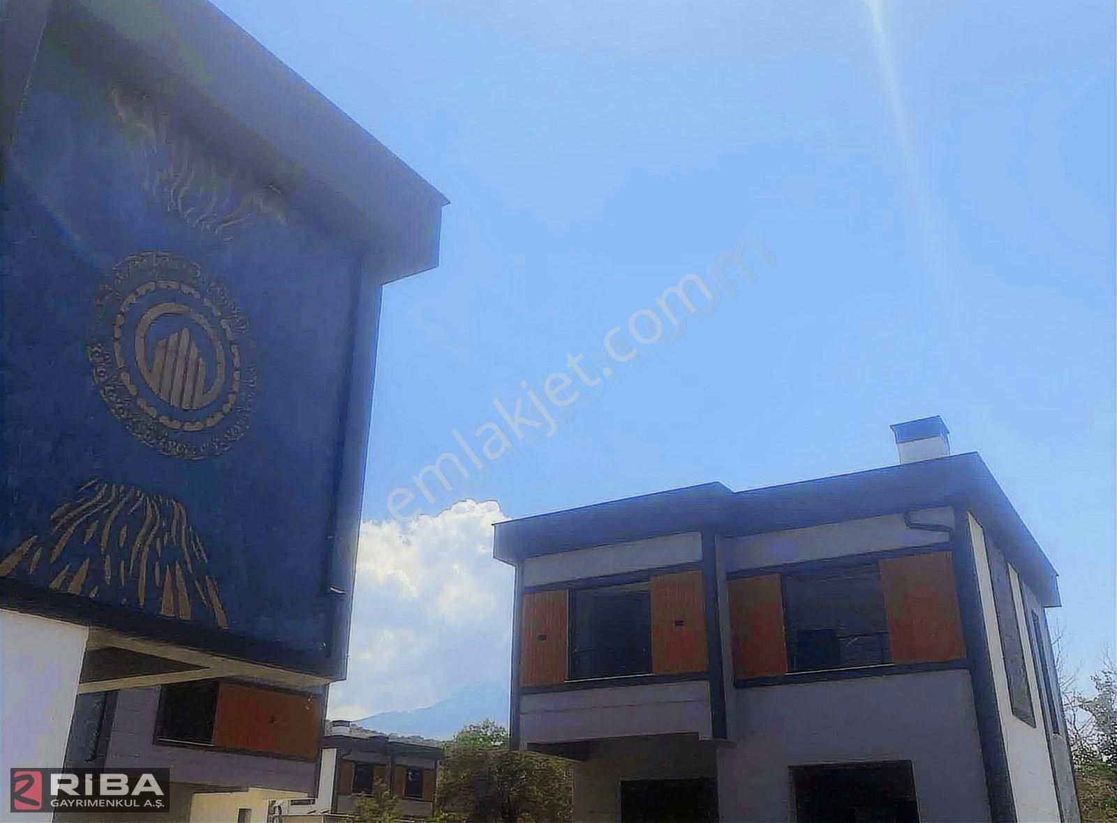 Eğribucakta Satılık 4+2 Villa - Görsel 2