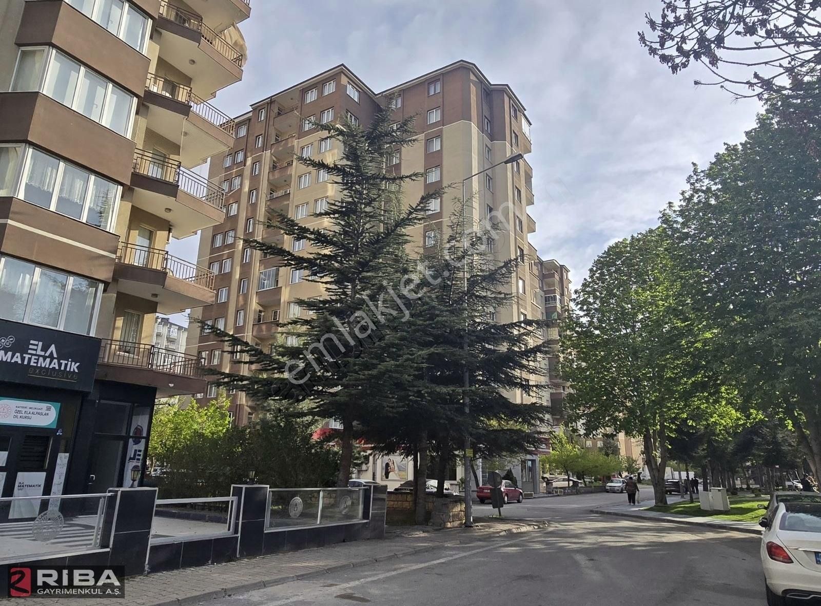 Alparslan Mah. Sivas Caddesi Üzerinde 4+1 Daire - Görsel 3