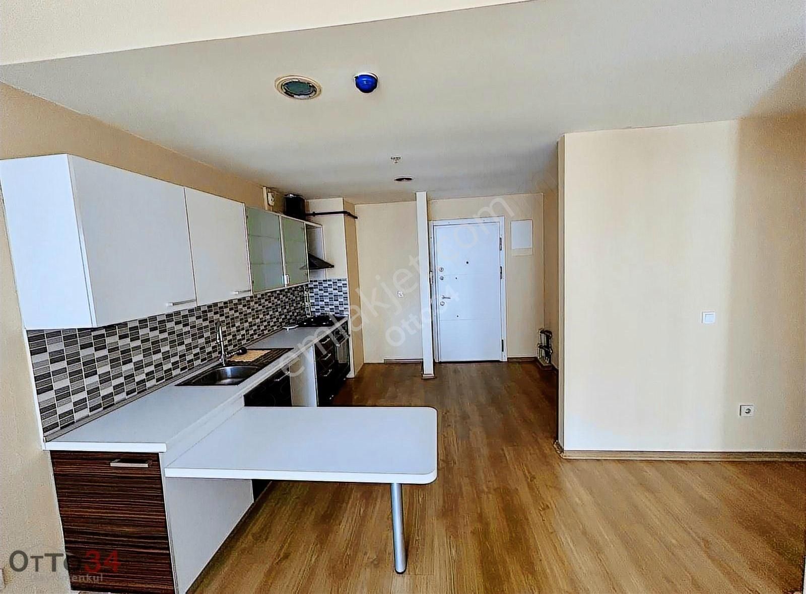 İnnovia 2'de Kiralık Alçak Kat Havuz Manz Hemen Taşın 1+1 Daire