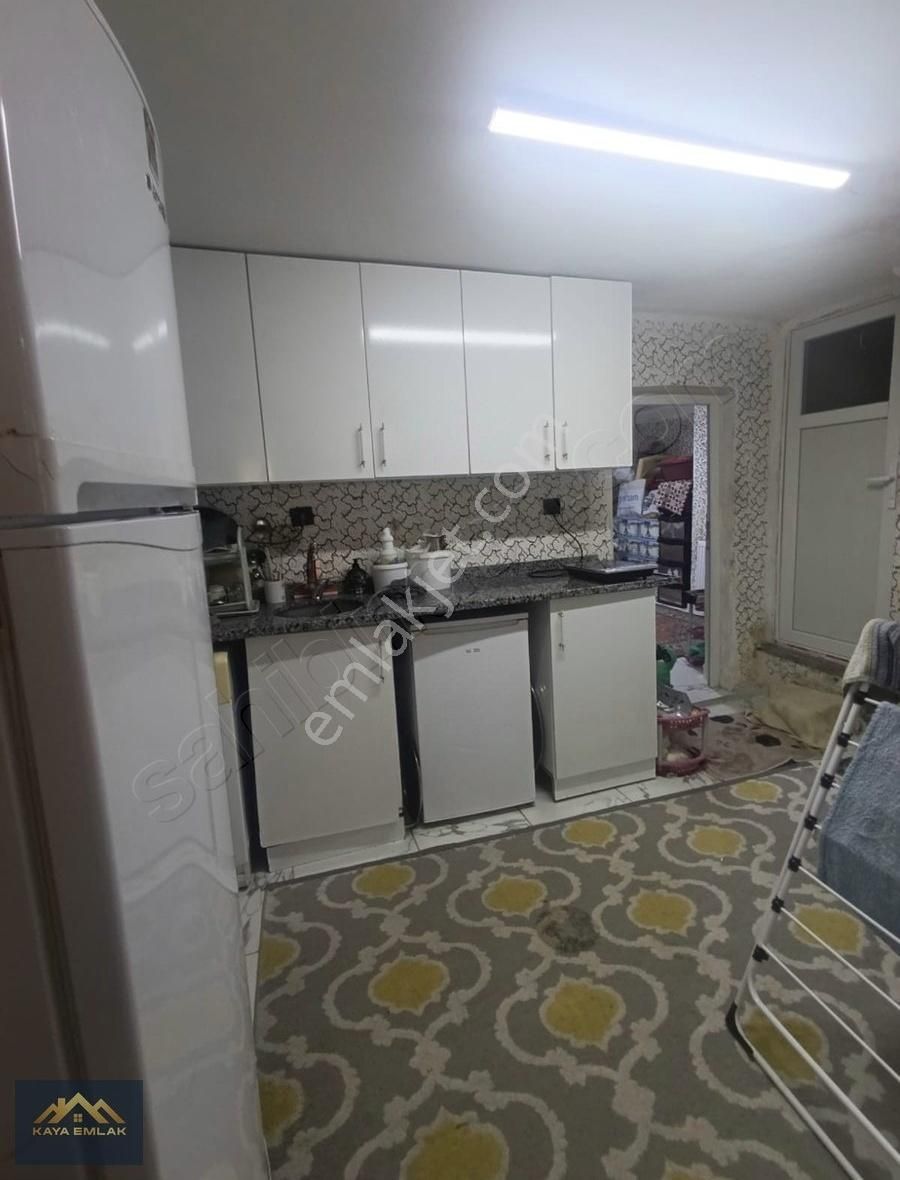 İstiklal Mahallesi Giriş Kat Geniş Kattan Bölme Daire